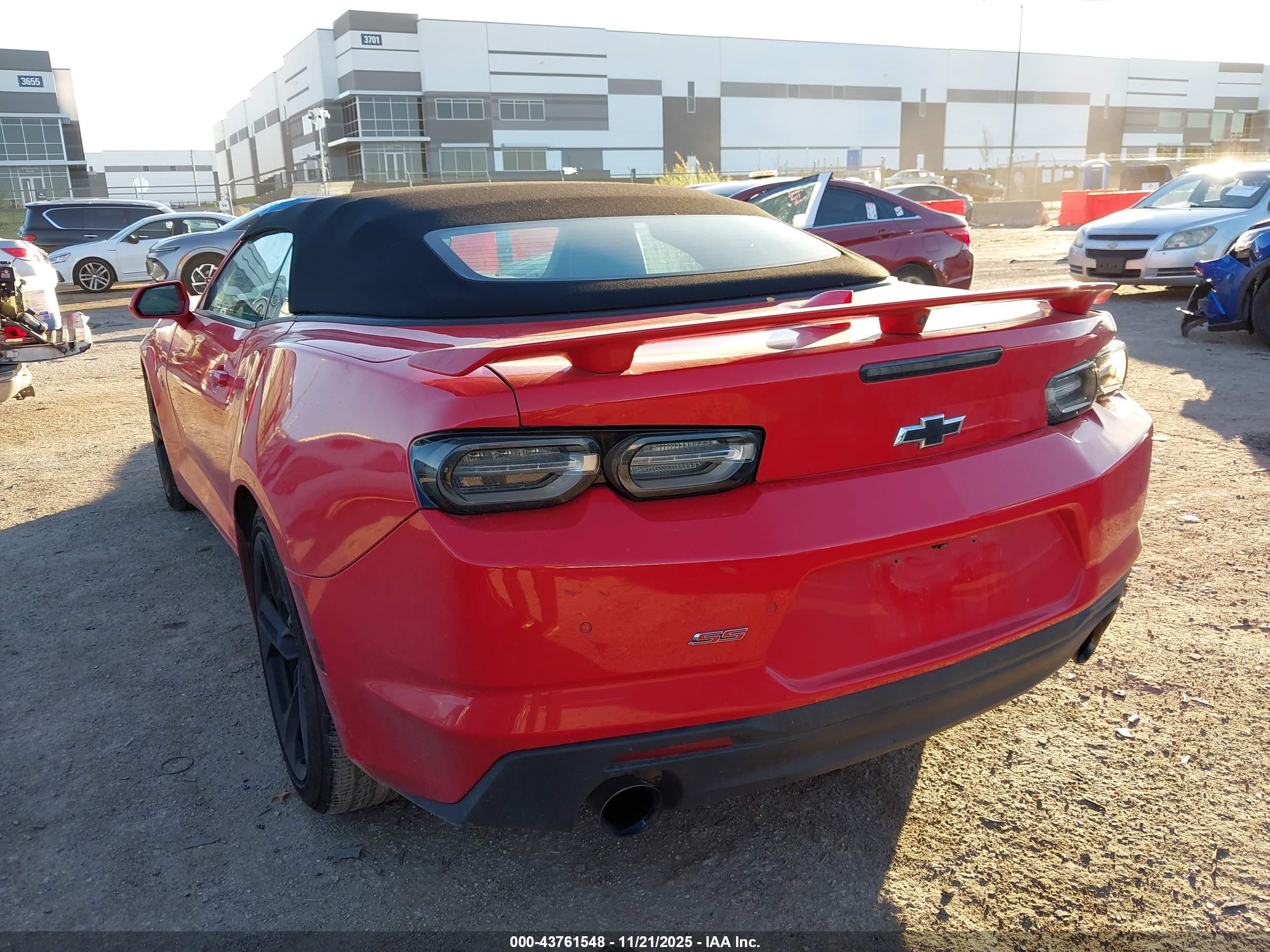 CHEVROLET CAMARO image 3