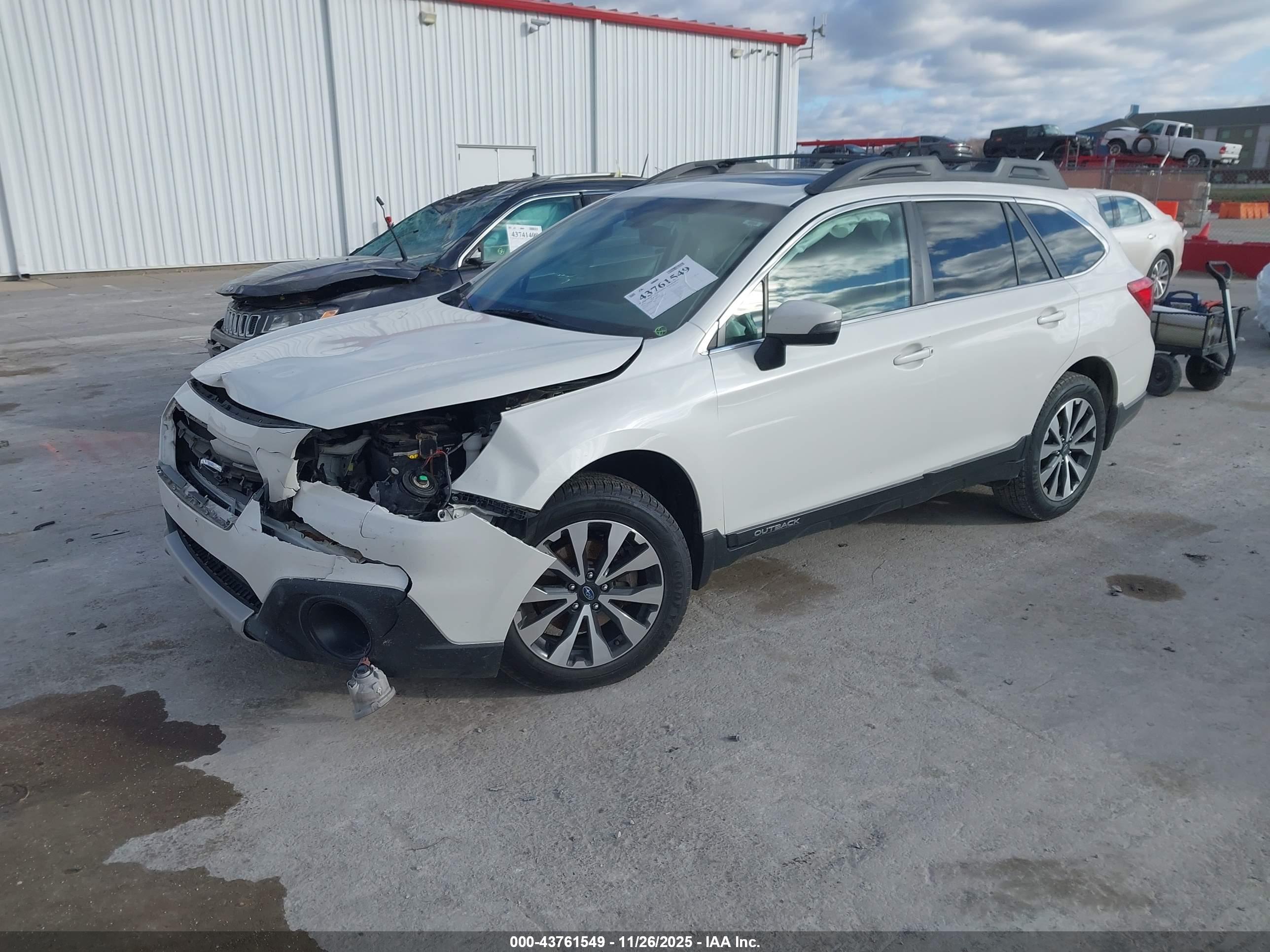 SUBARU OUTBACK image 2