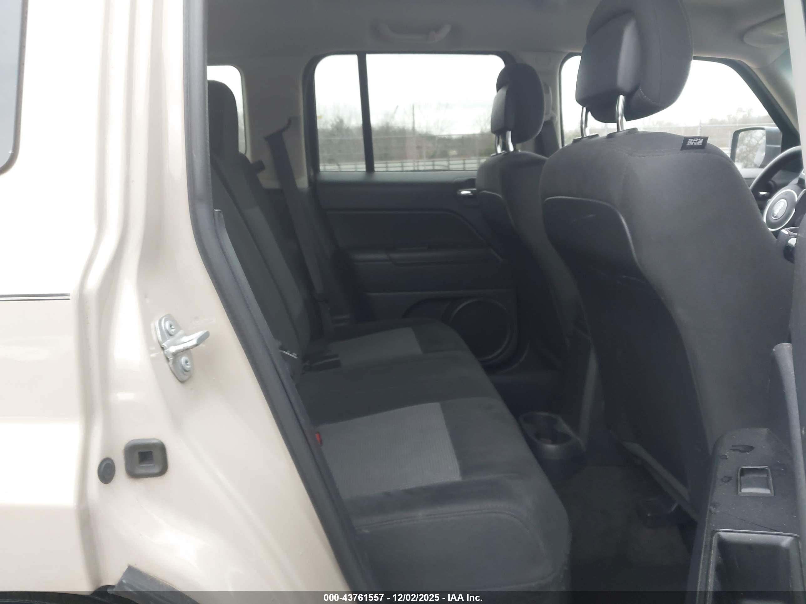 JEEP PATRIOT image 8