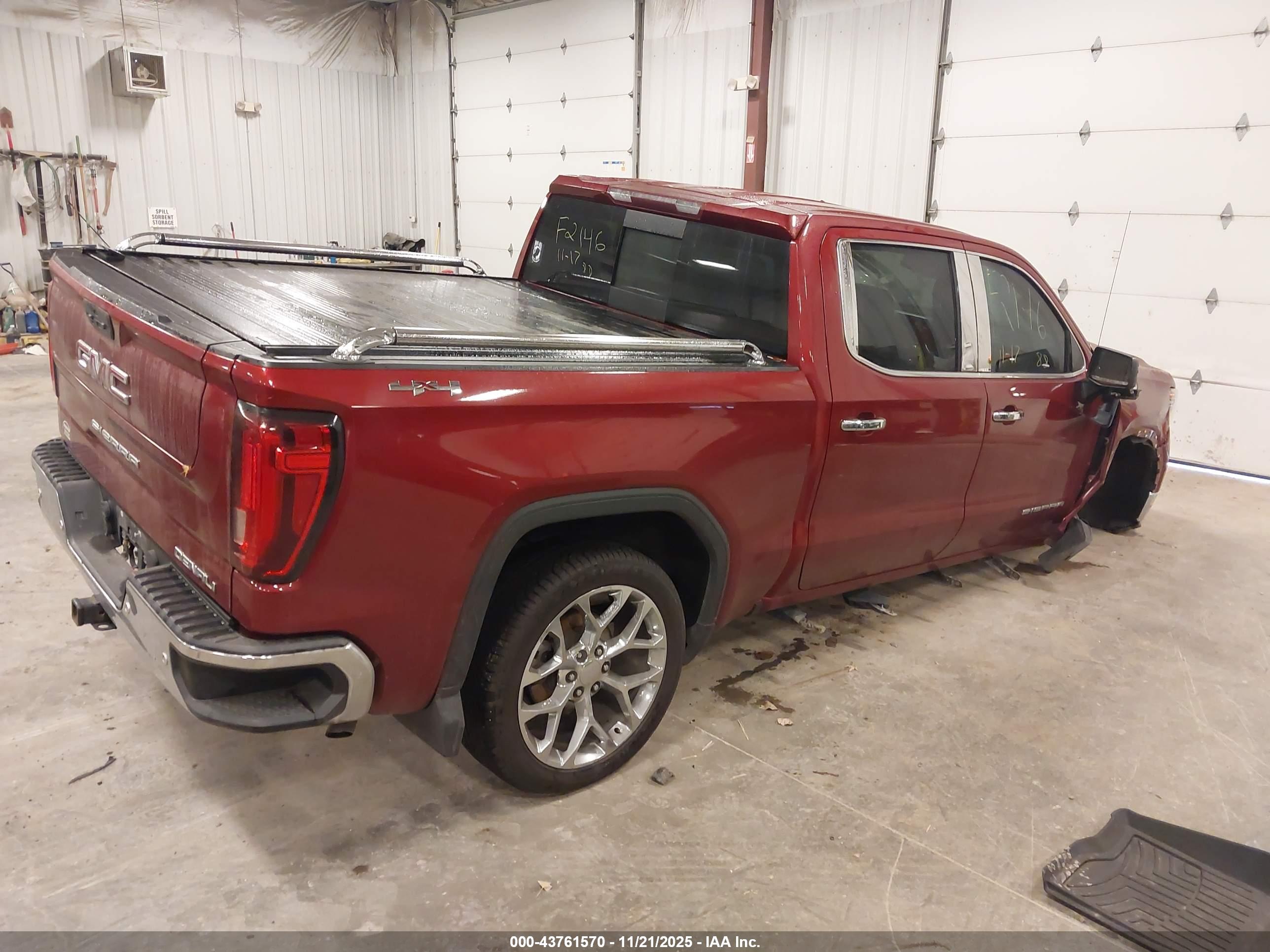 GMC SIERRA image 4