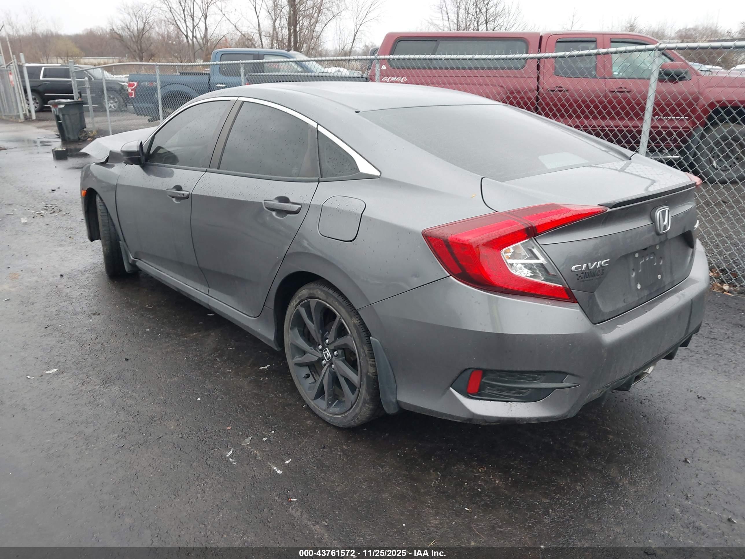 HONDA CIVIC image 3