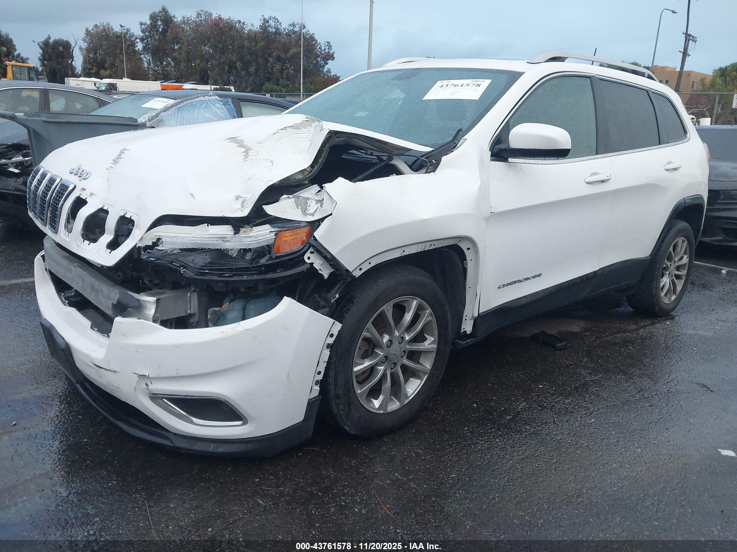 JEEP CHEROKEE image 2