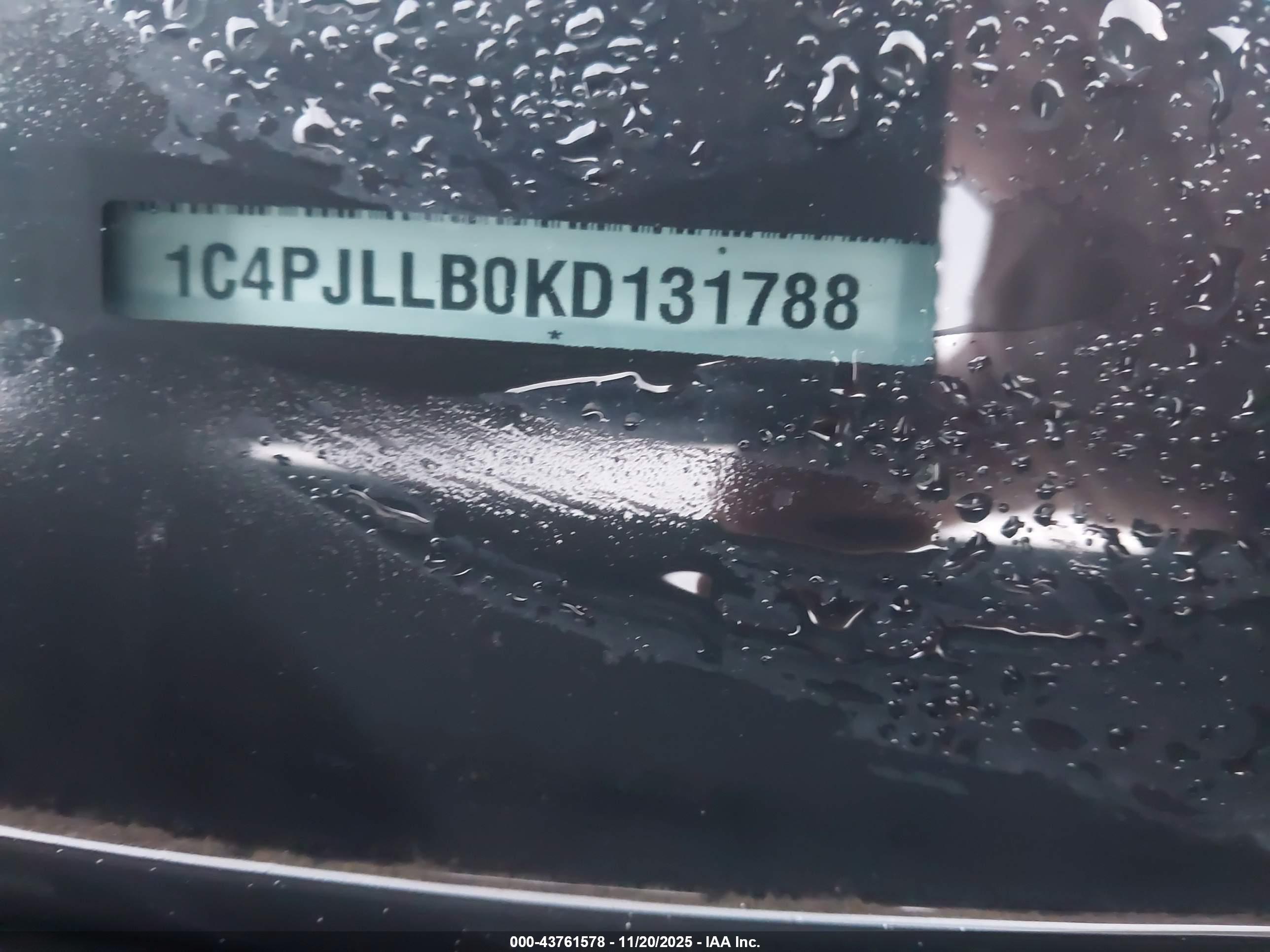 JEEP CHEROKEE image 9