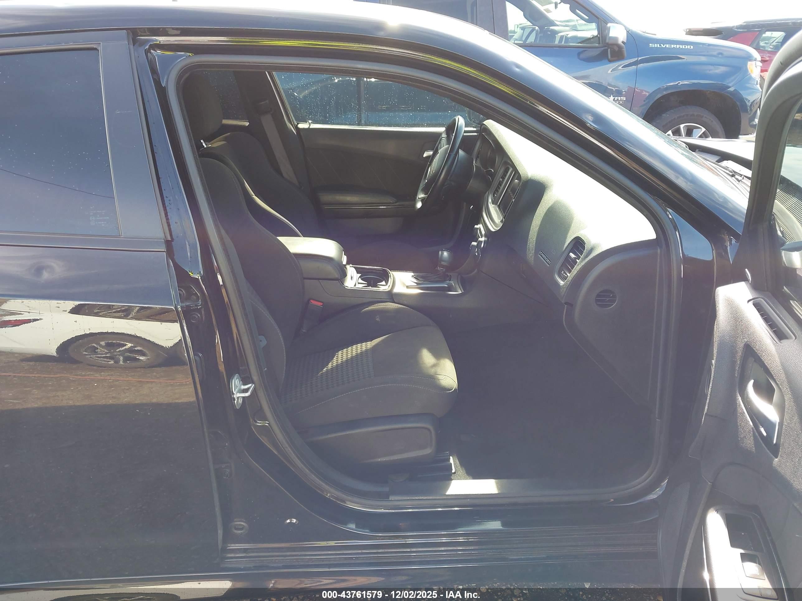 DODGE CHARGER image 5