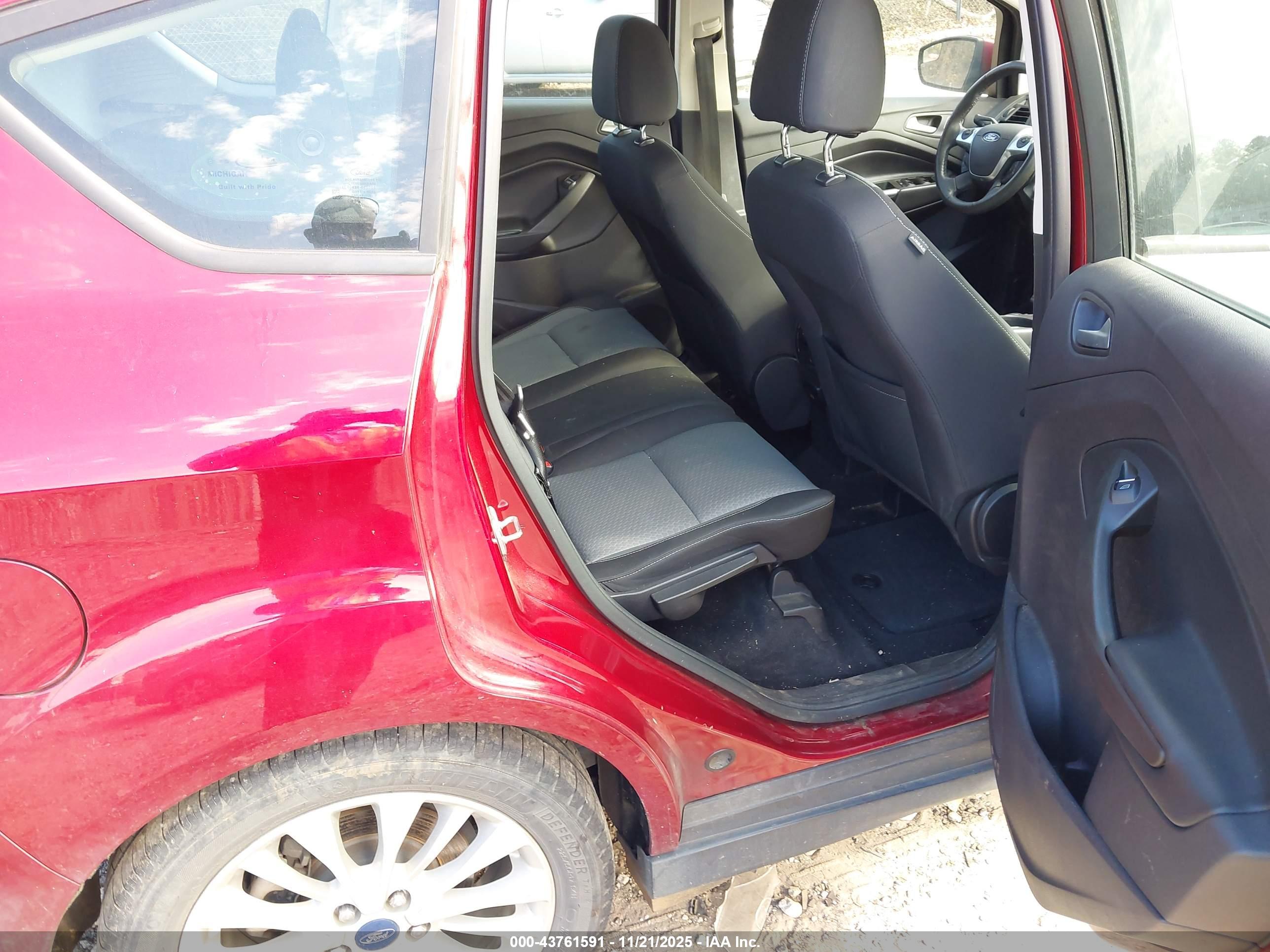 FORD C-MAX image 8