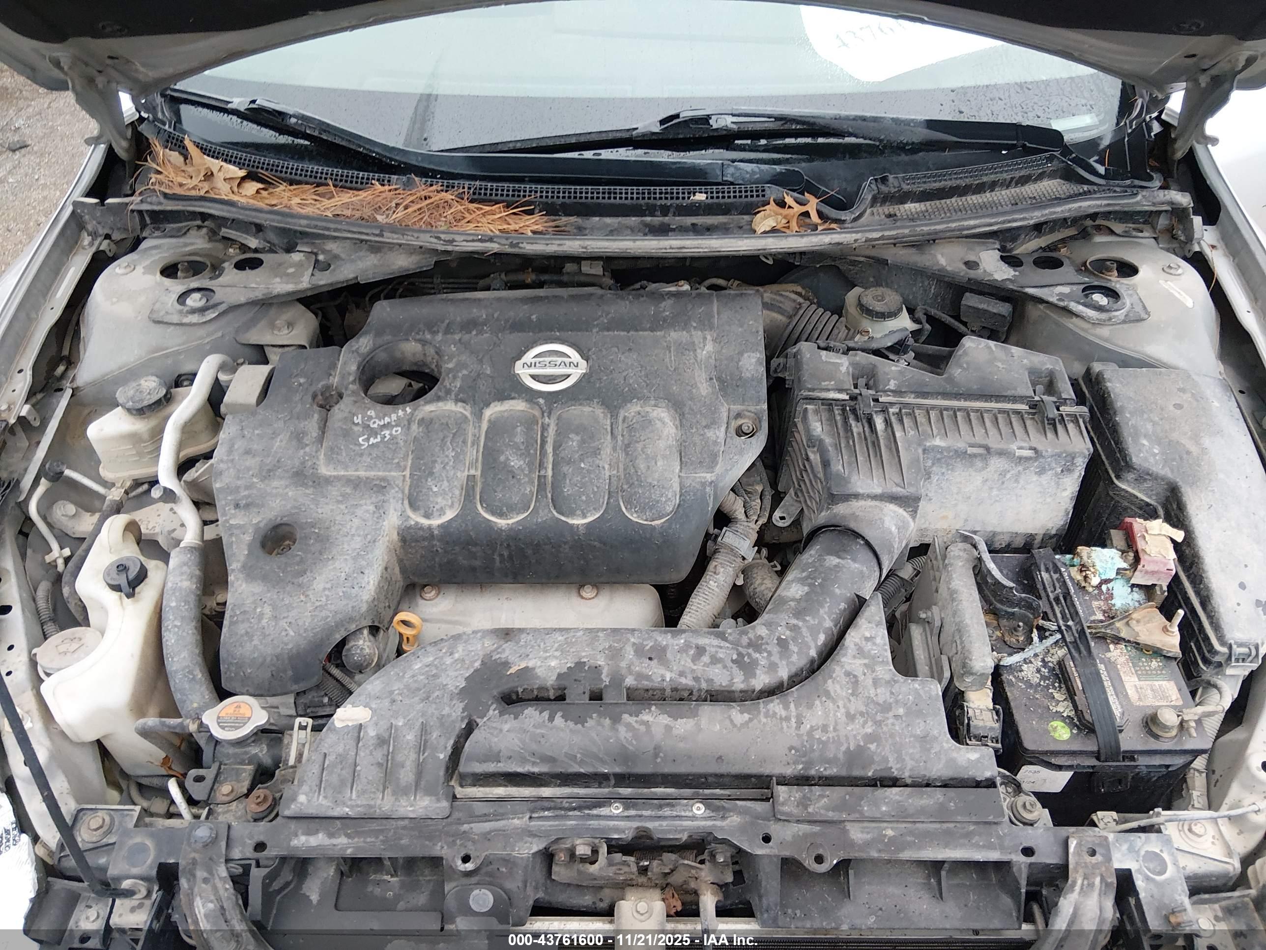 NISSAN ALTIMA image 10