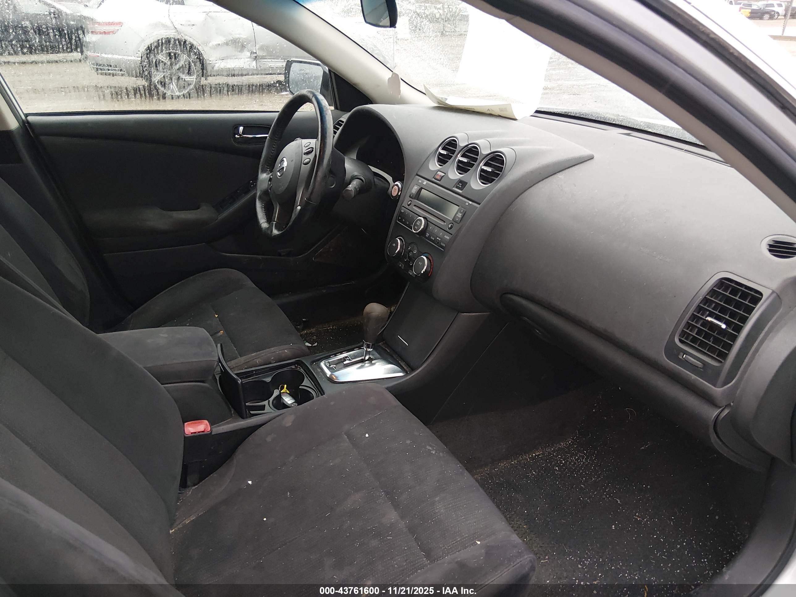 NISSAN ALTIMA image 5