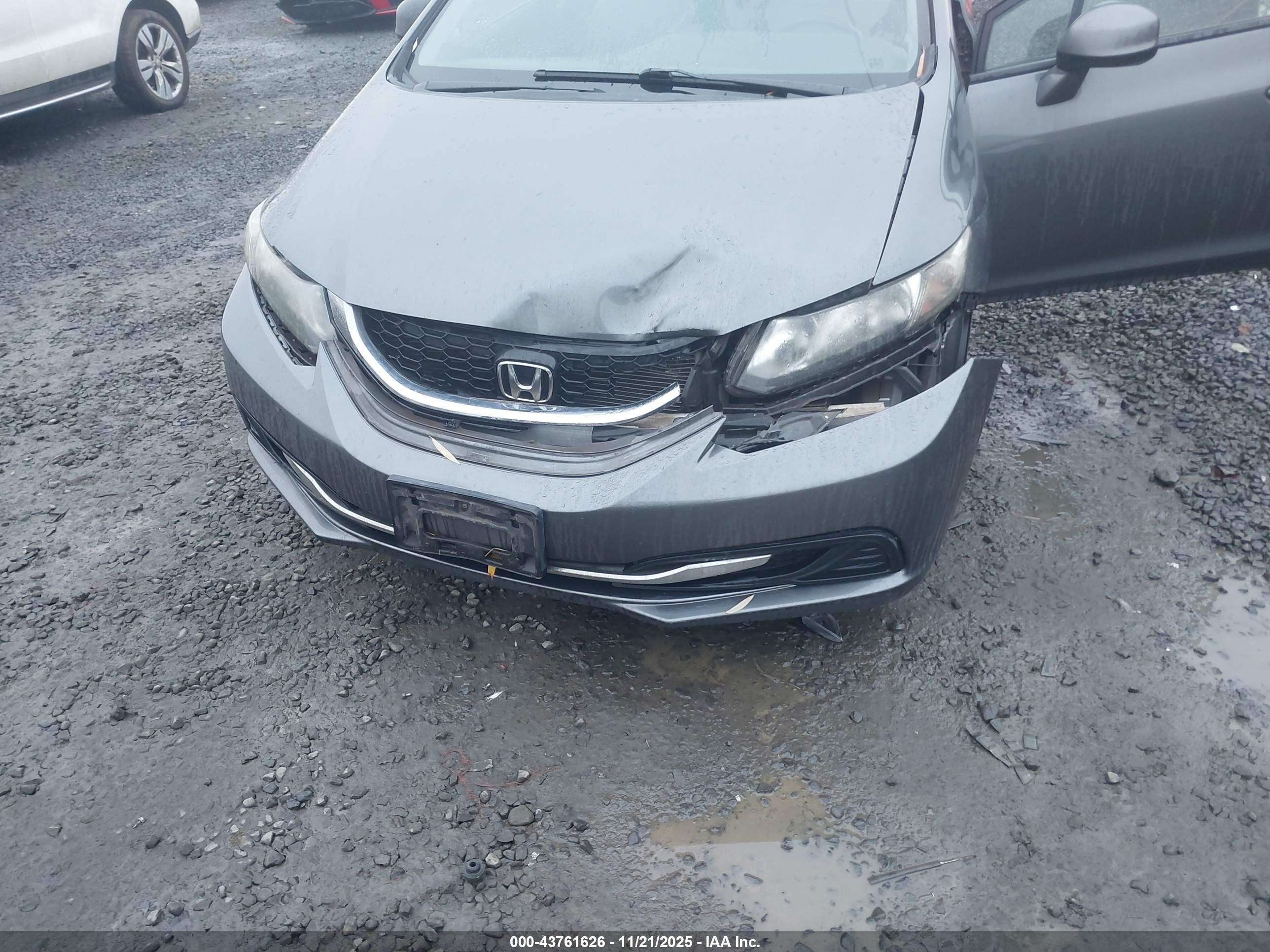 HONDA CIVIC image 6