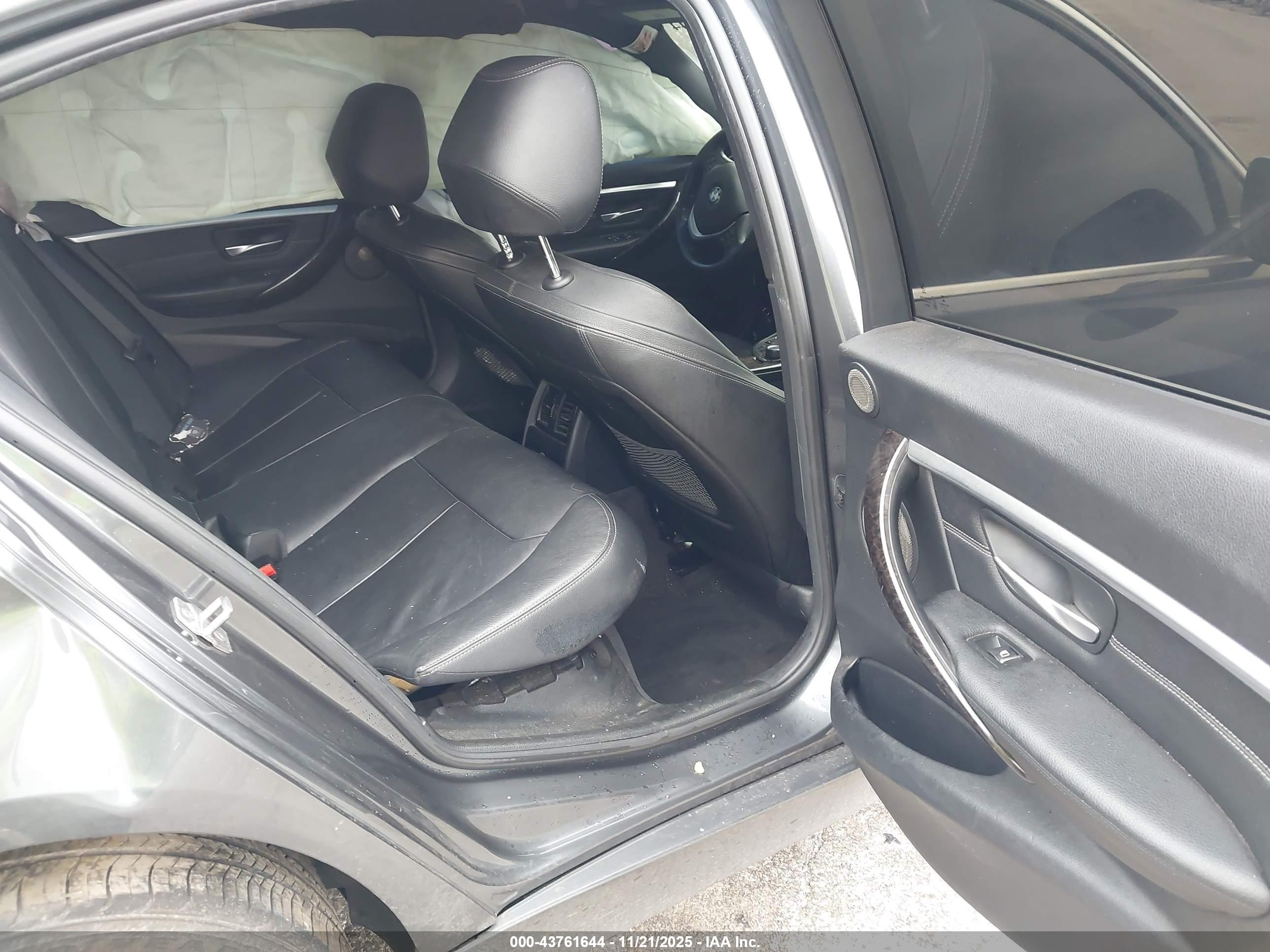 BMW 340I image 8
