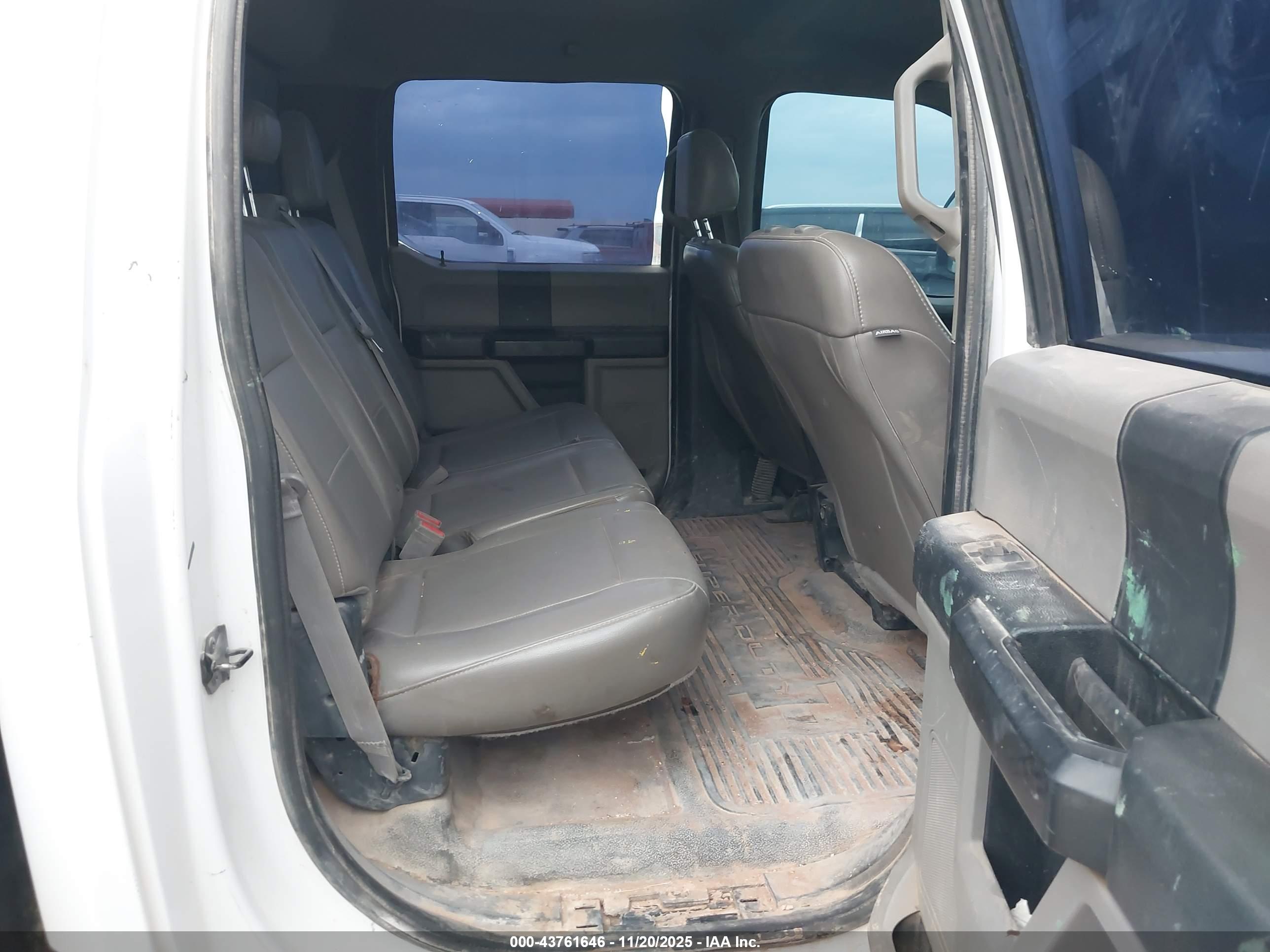 FORD F-250 image 8