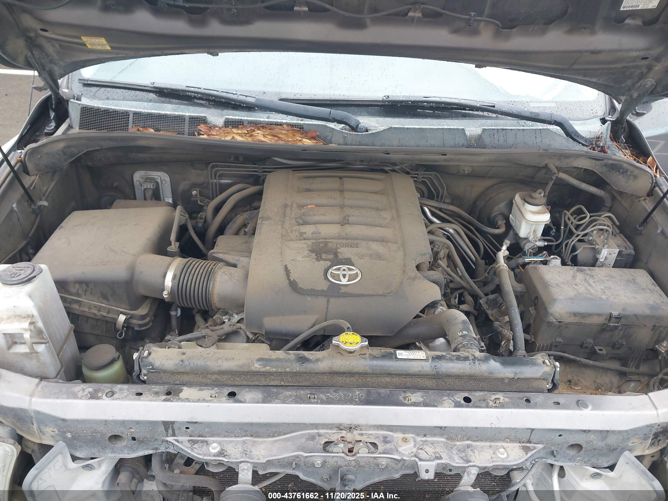 TOYOTA TUNDRA image 10