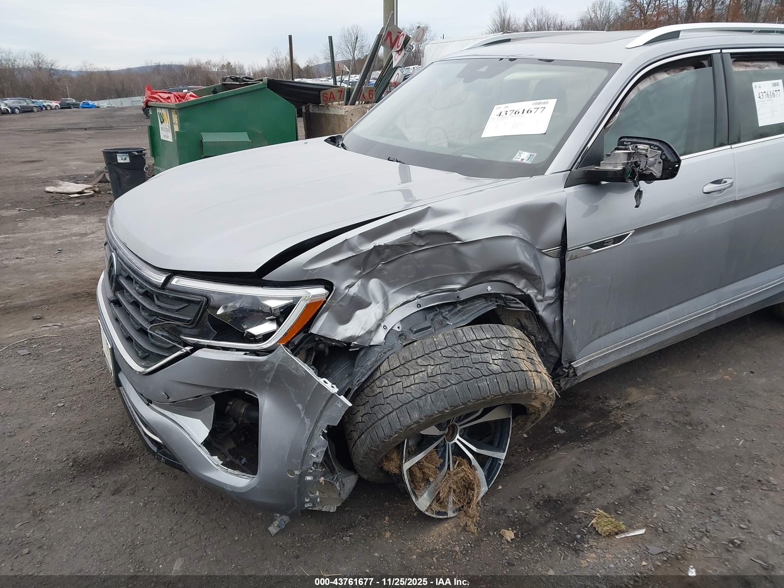 VOLKSWAGEN ATLAS image 6