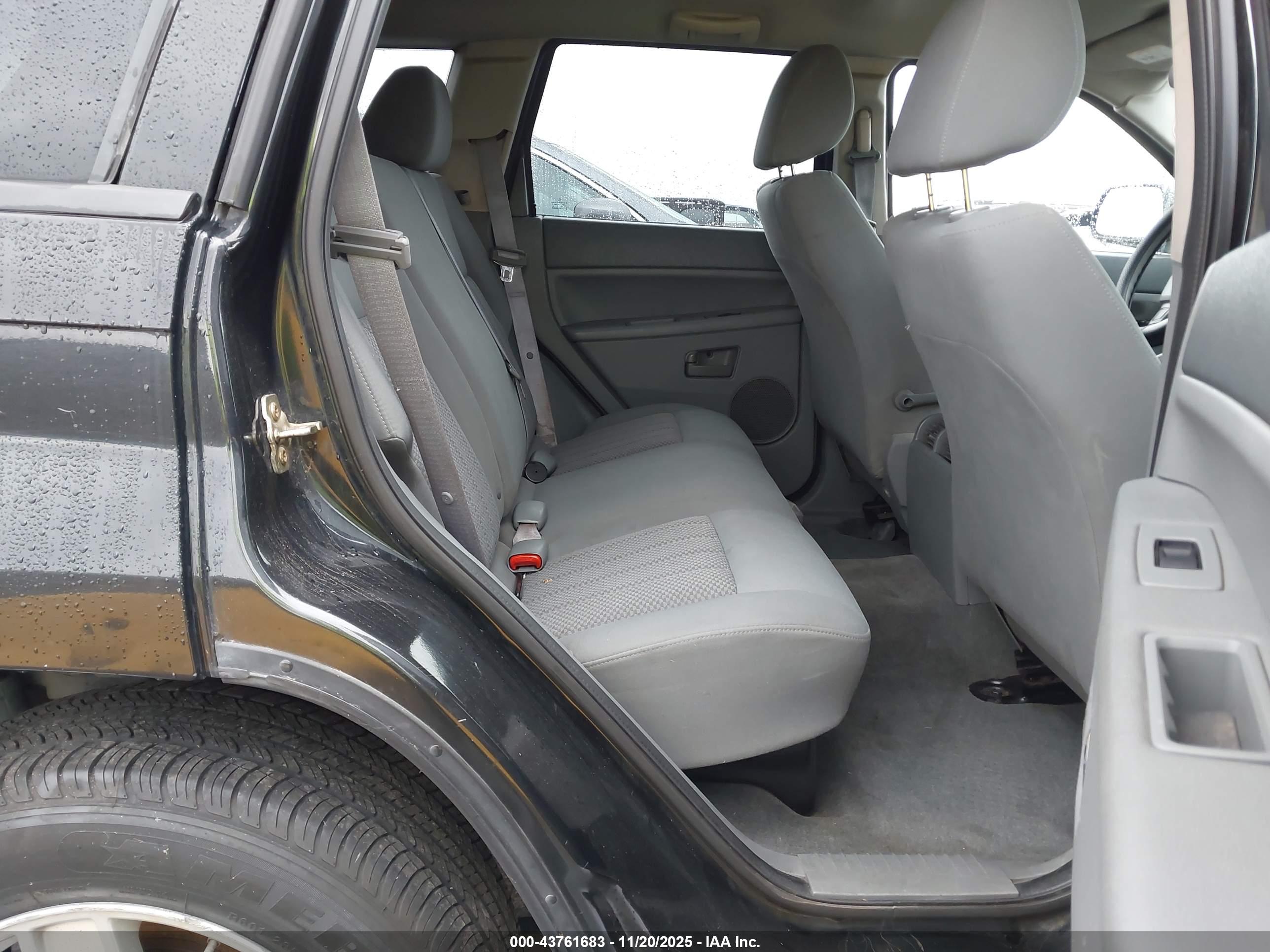 JEEP GRAND image 8