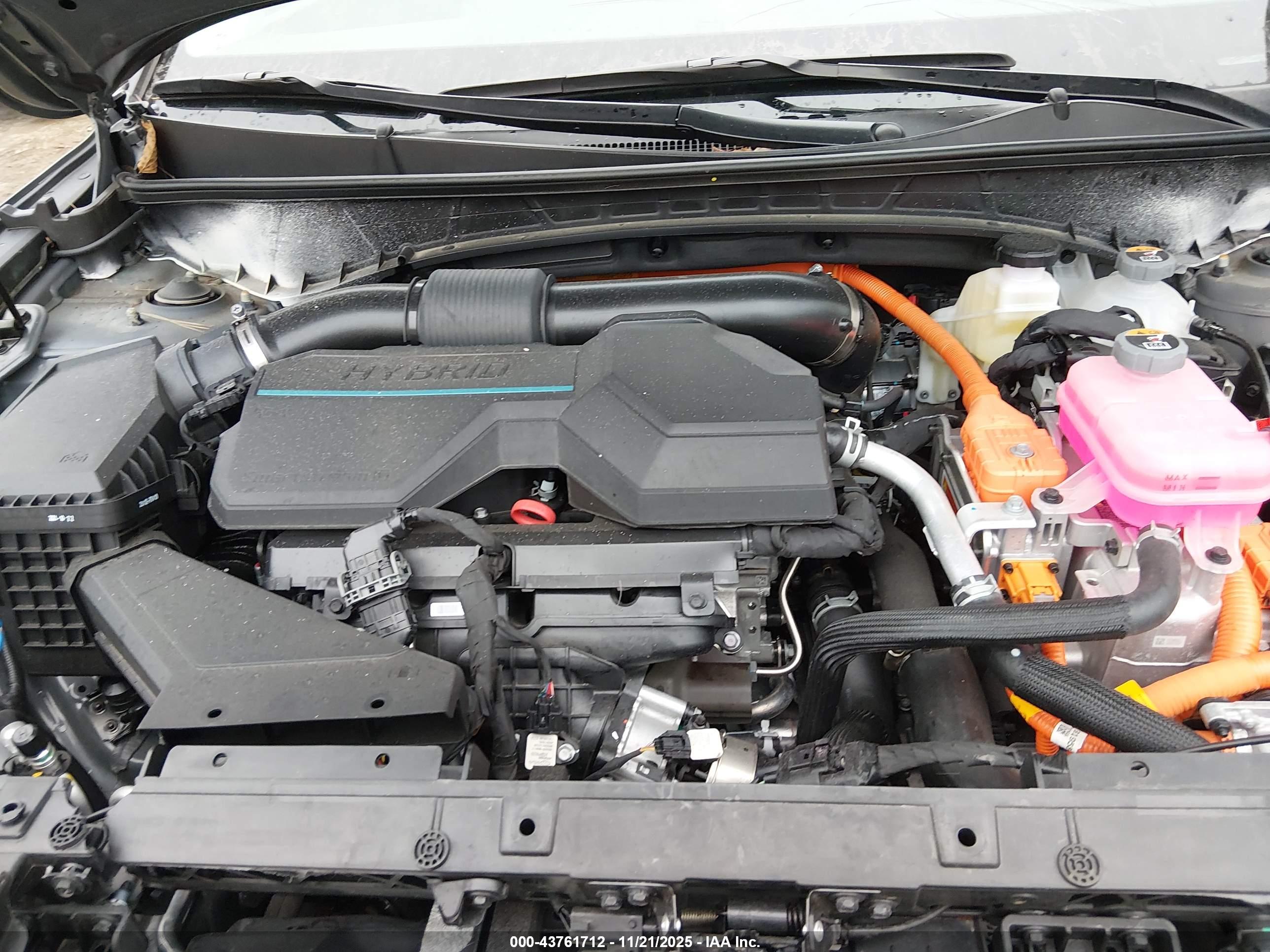 HYUNDAI TUCSON image 10