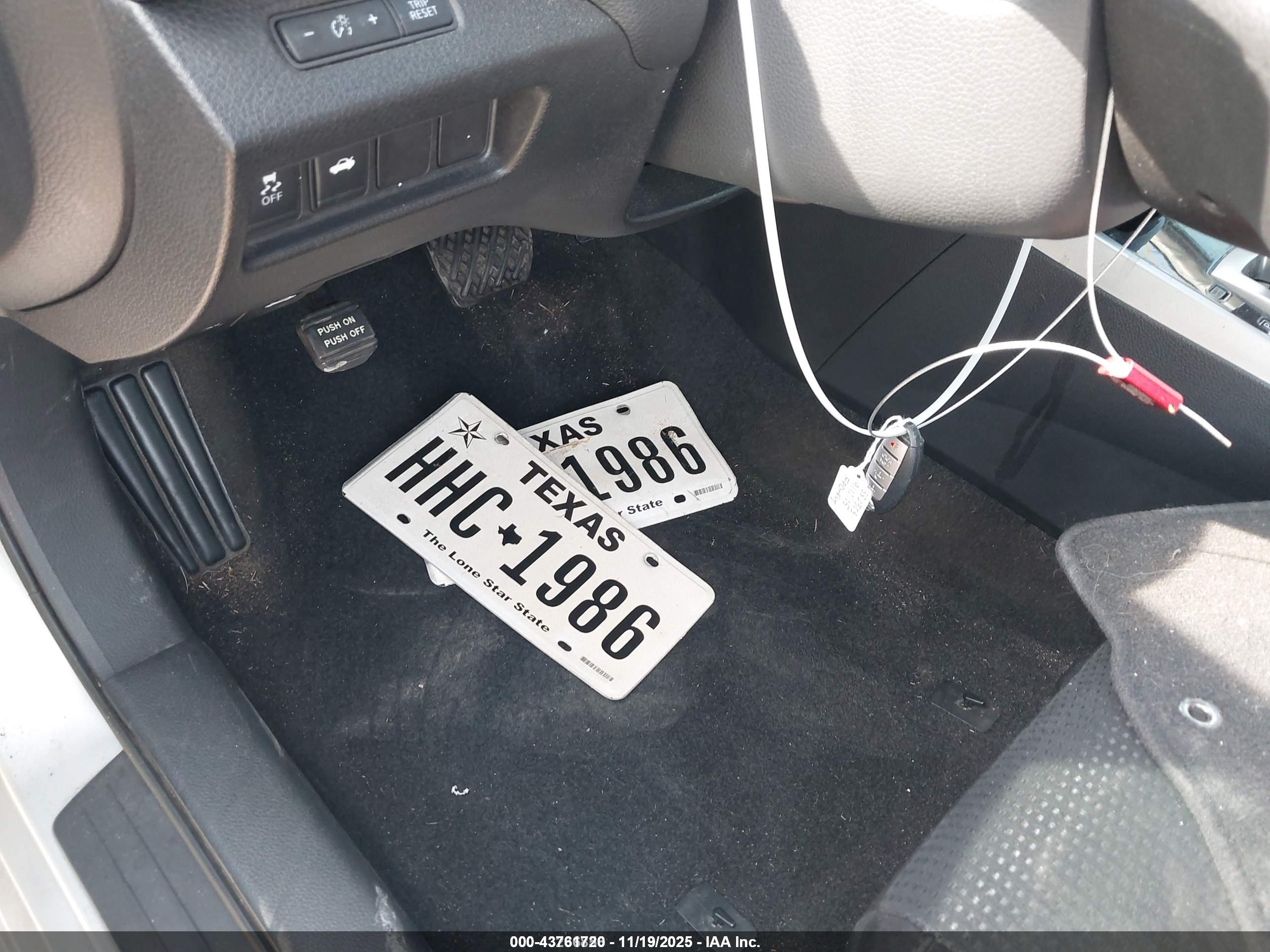 NISSAN ALTIMA image 11