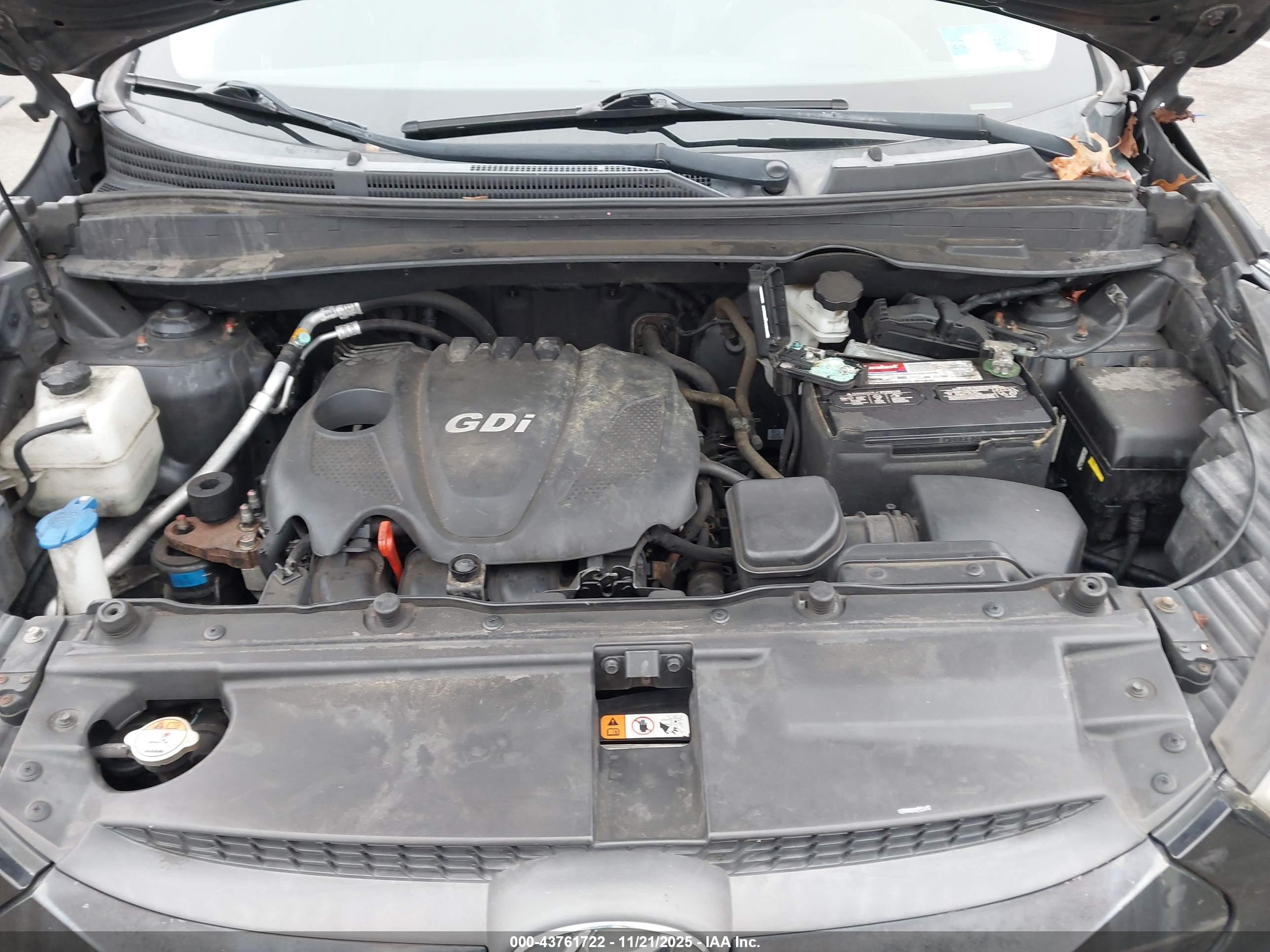 HYUNDAI TUCSON image 10