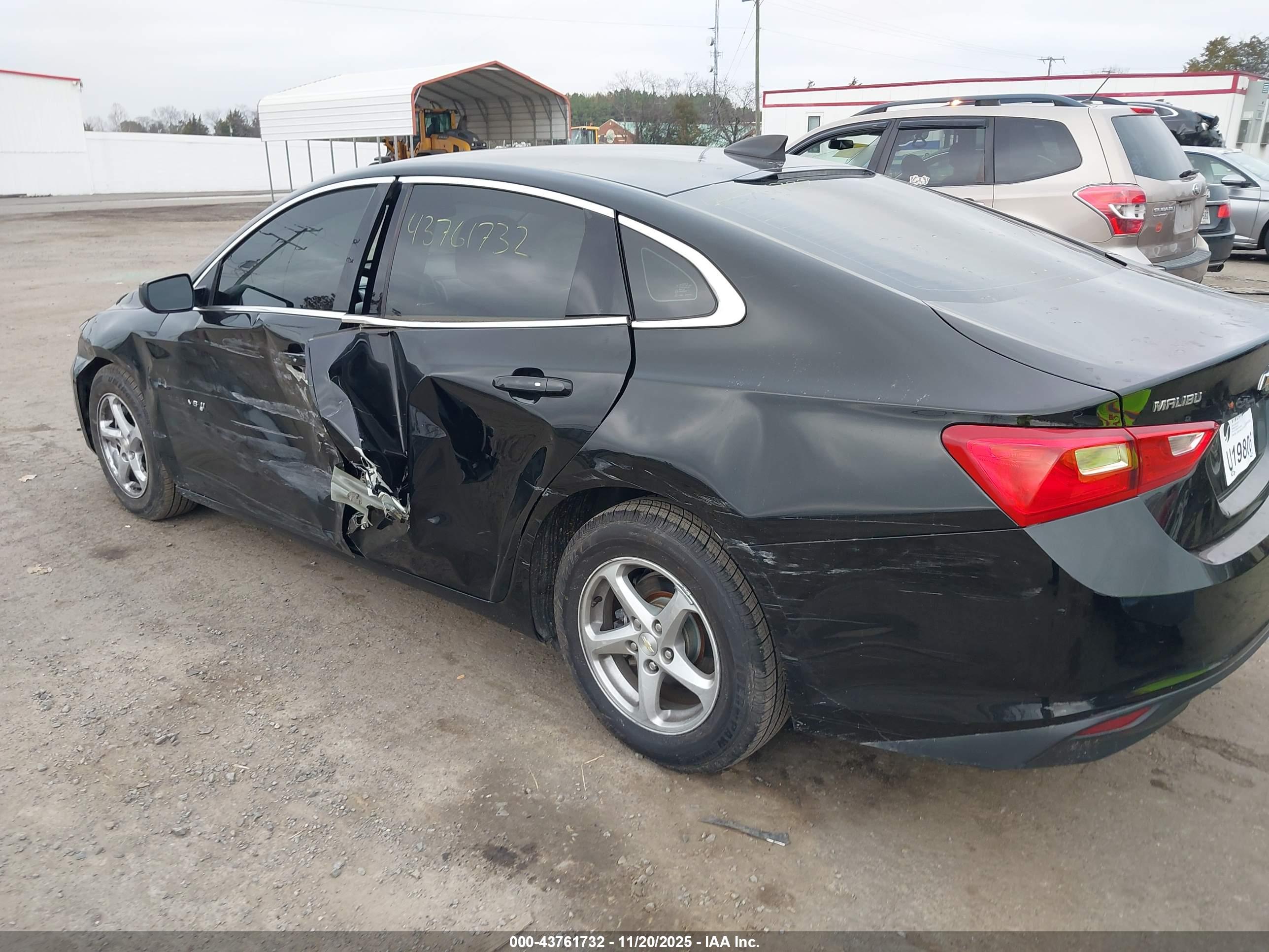 CHEVROLET MALIBU image 3
