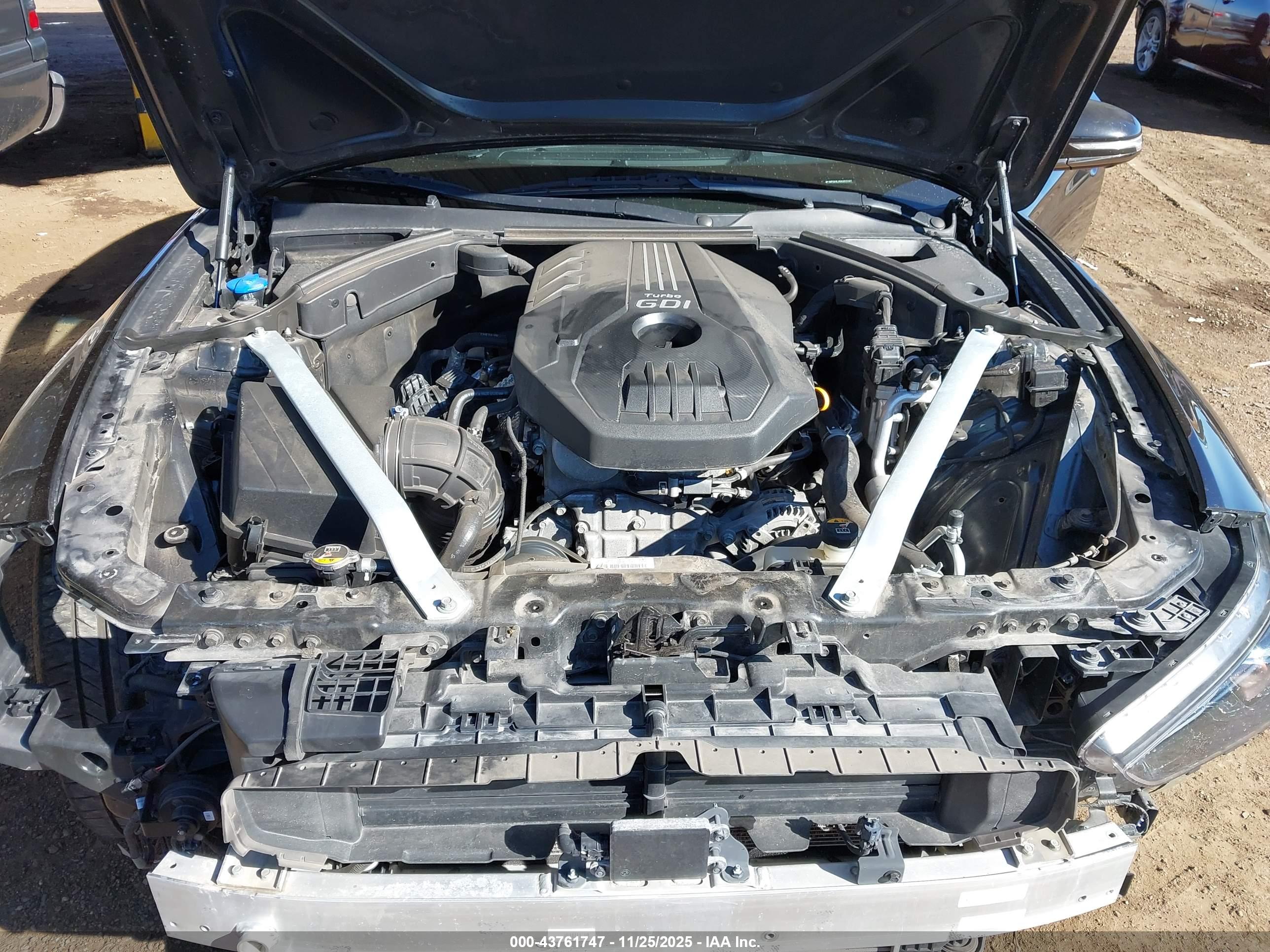 GENESIS G70 image 10