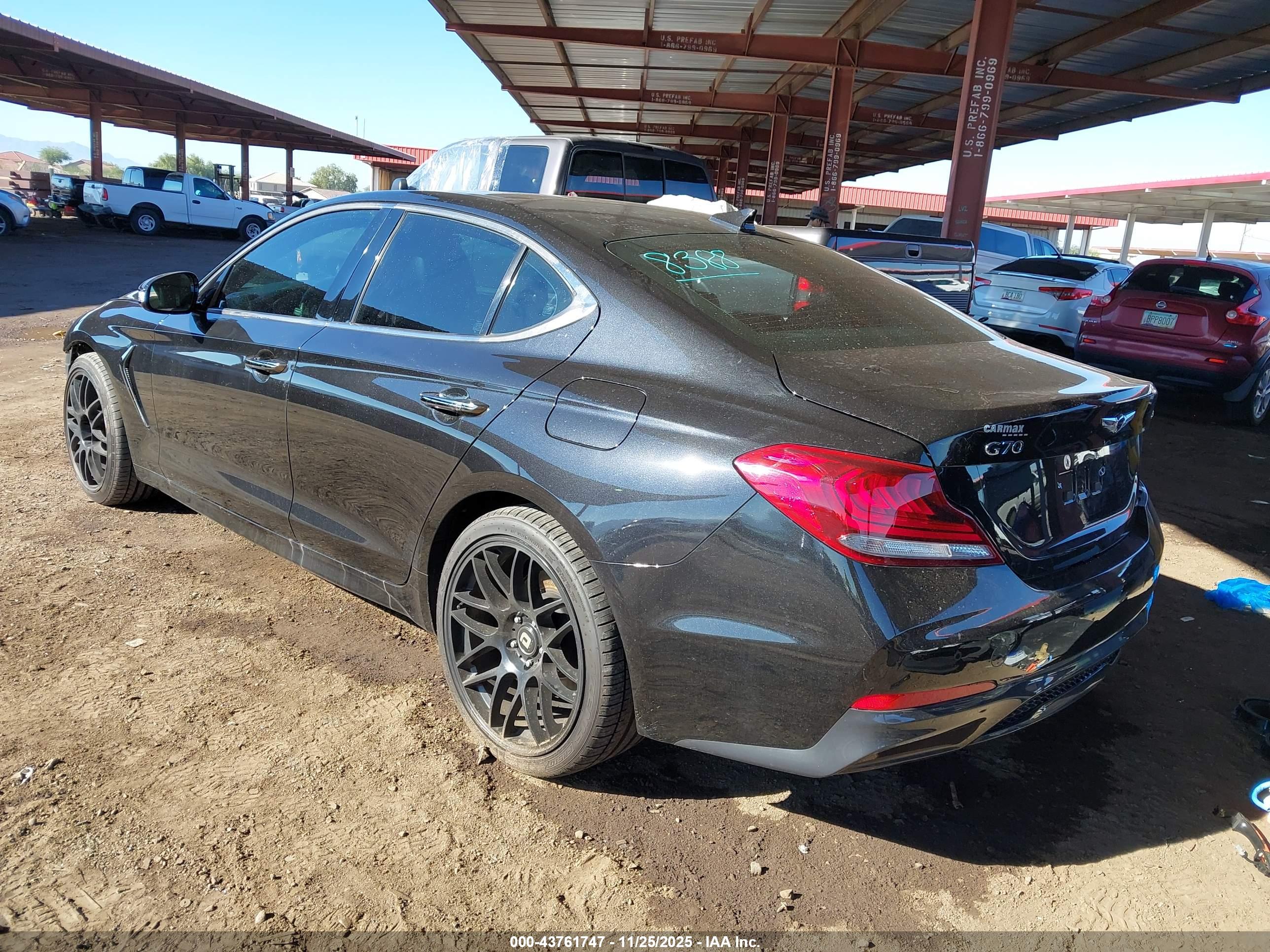 GENESIS G70 image 3