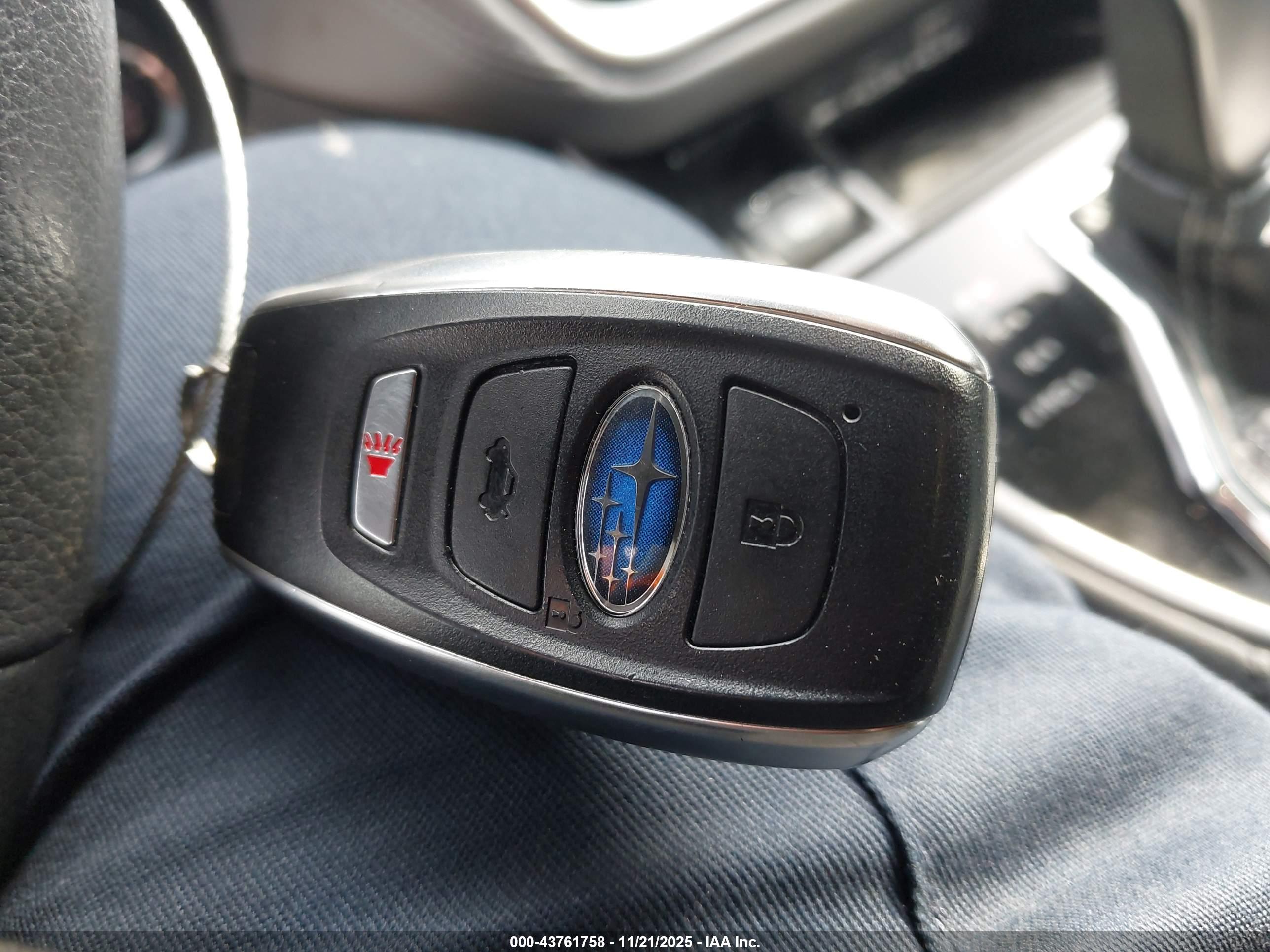SUBARU OUTBACK image 11