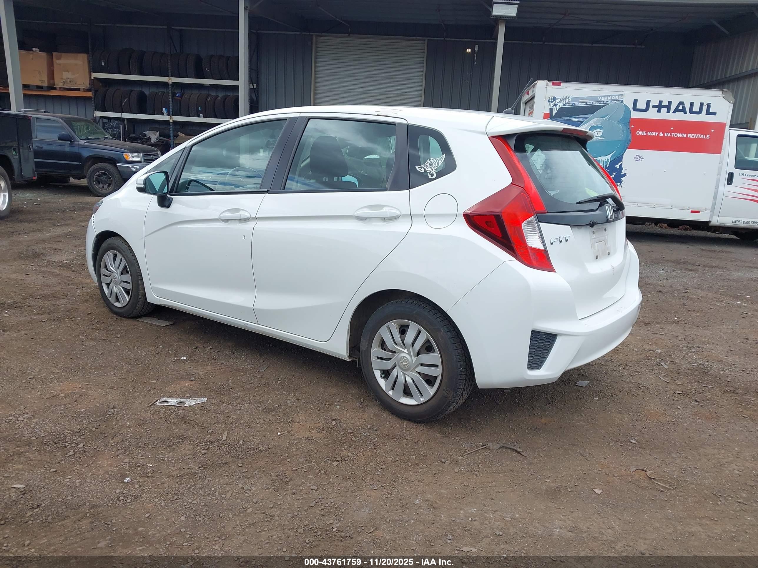 HONDA FIT image 3