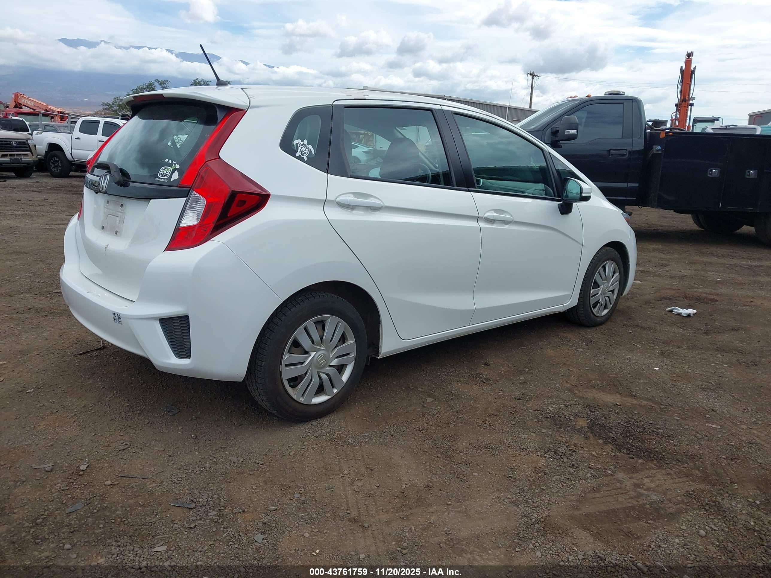 HONDA FIT image 4