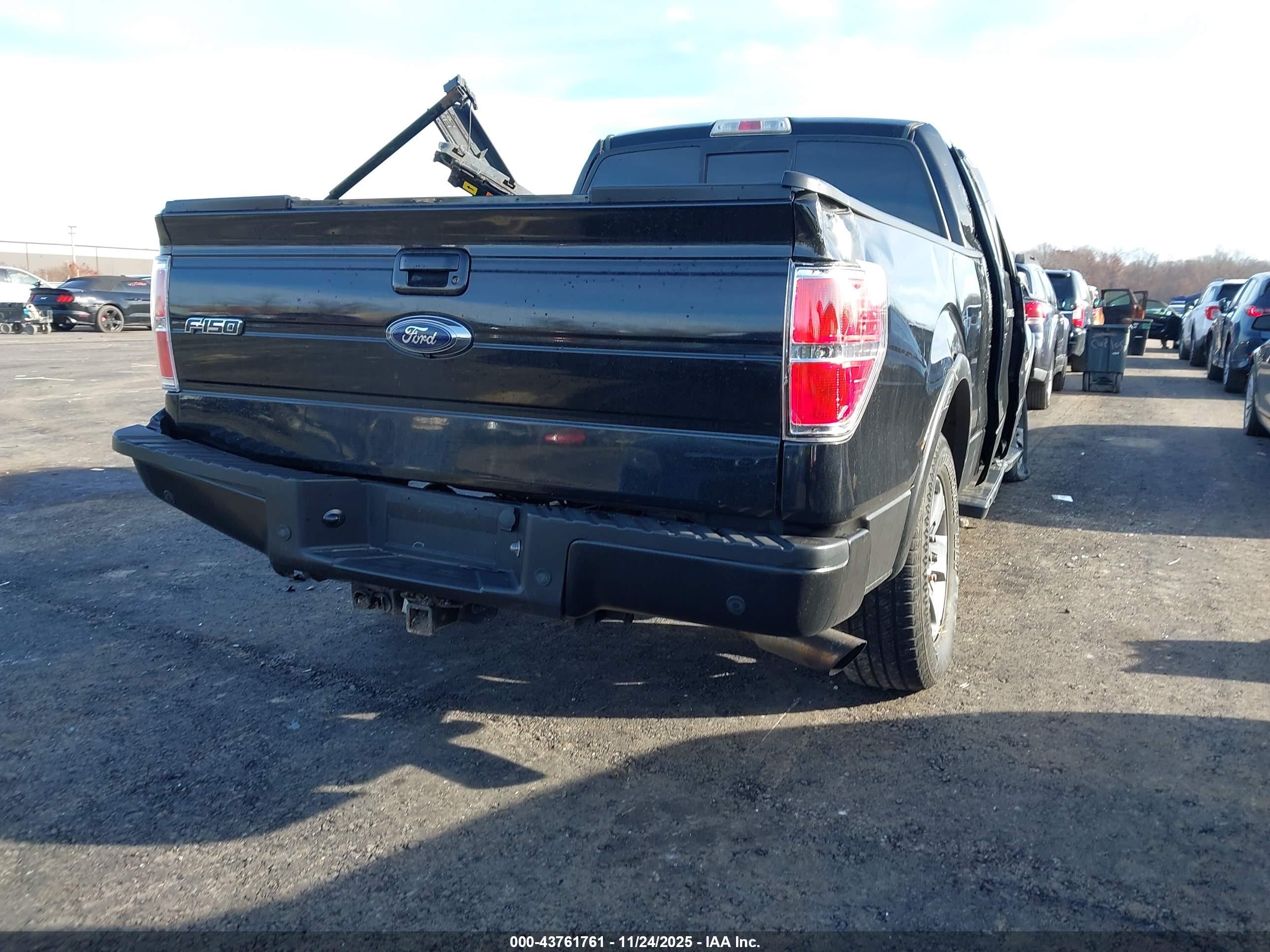 FORD F-150 image 4