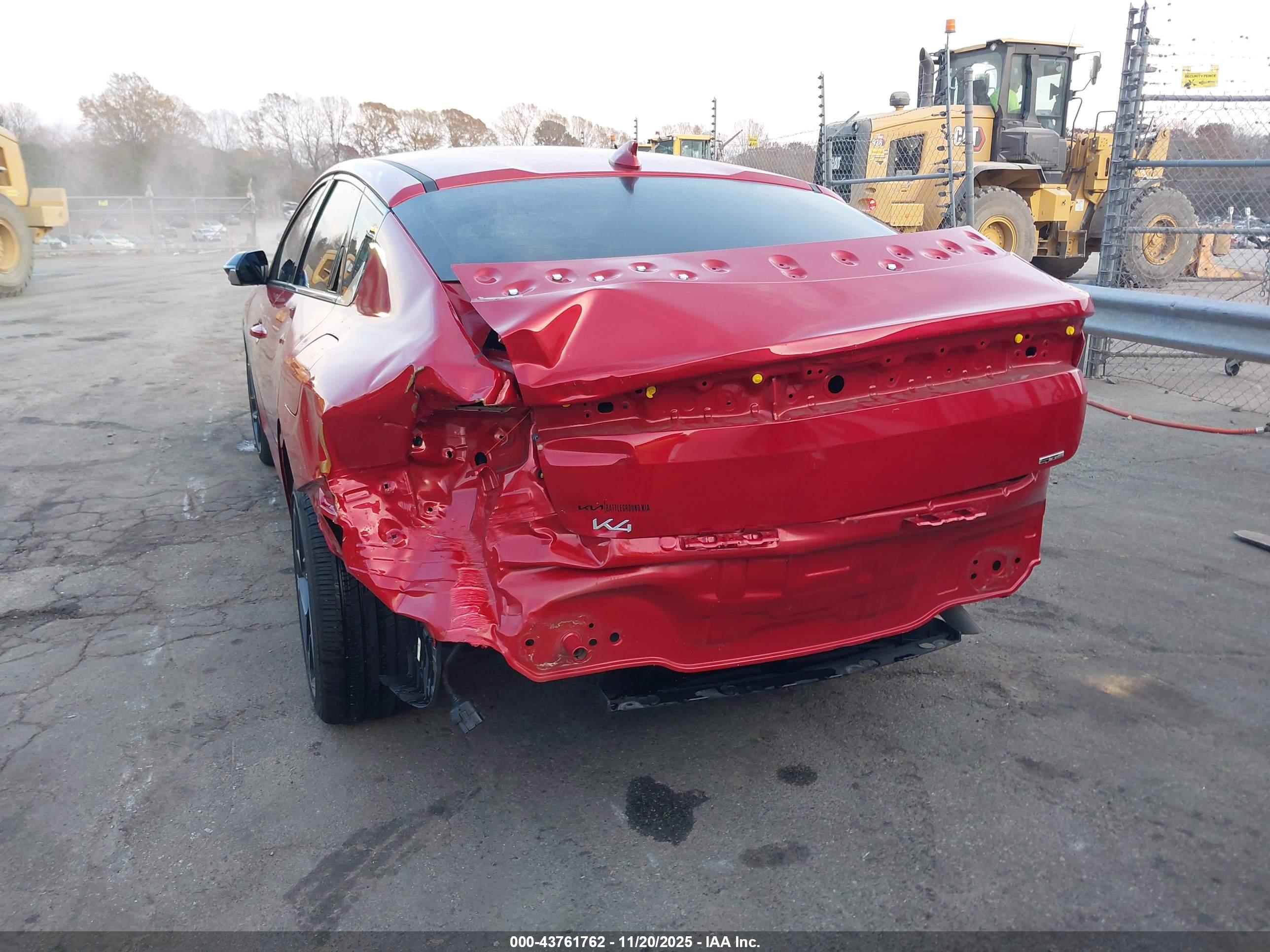 KIA K4 image 6