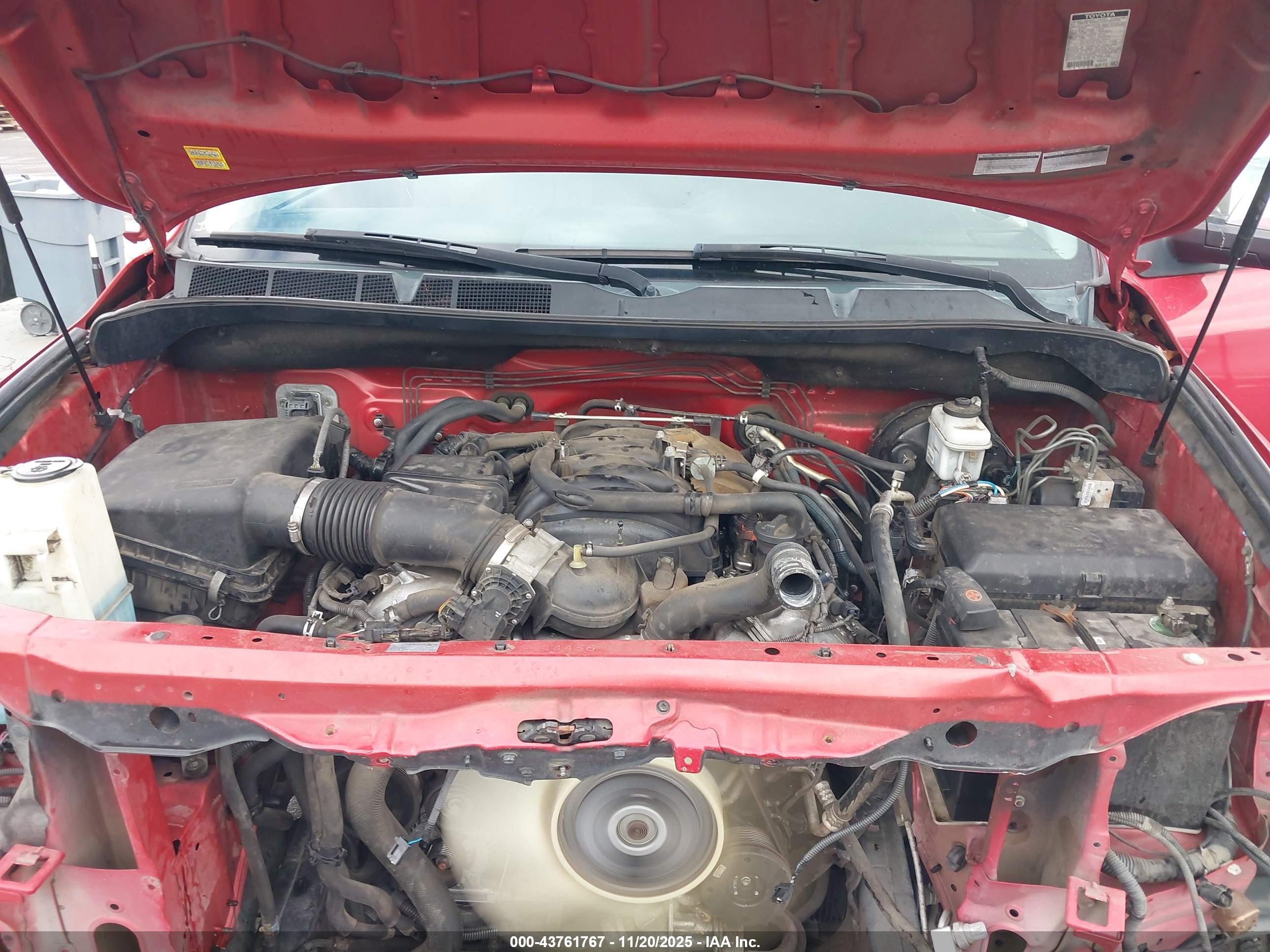 TOYOTA TUNDRA image 10