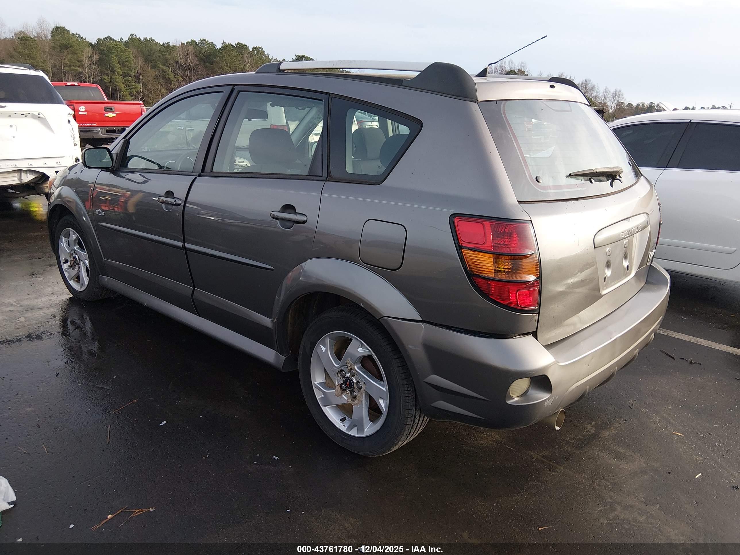 PONTIAC VIBE image 3