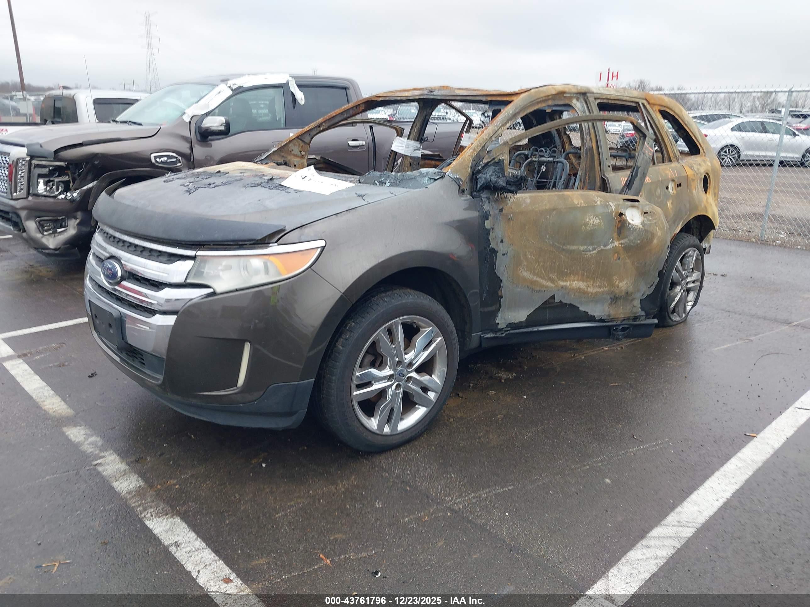 FORD EDGE image 2