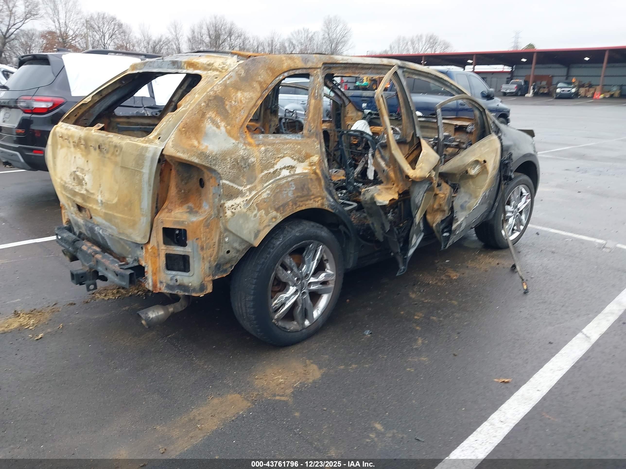 FORD EDGE image 4