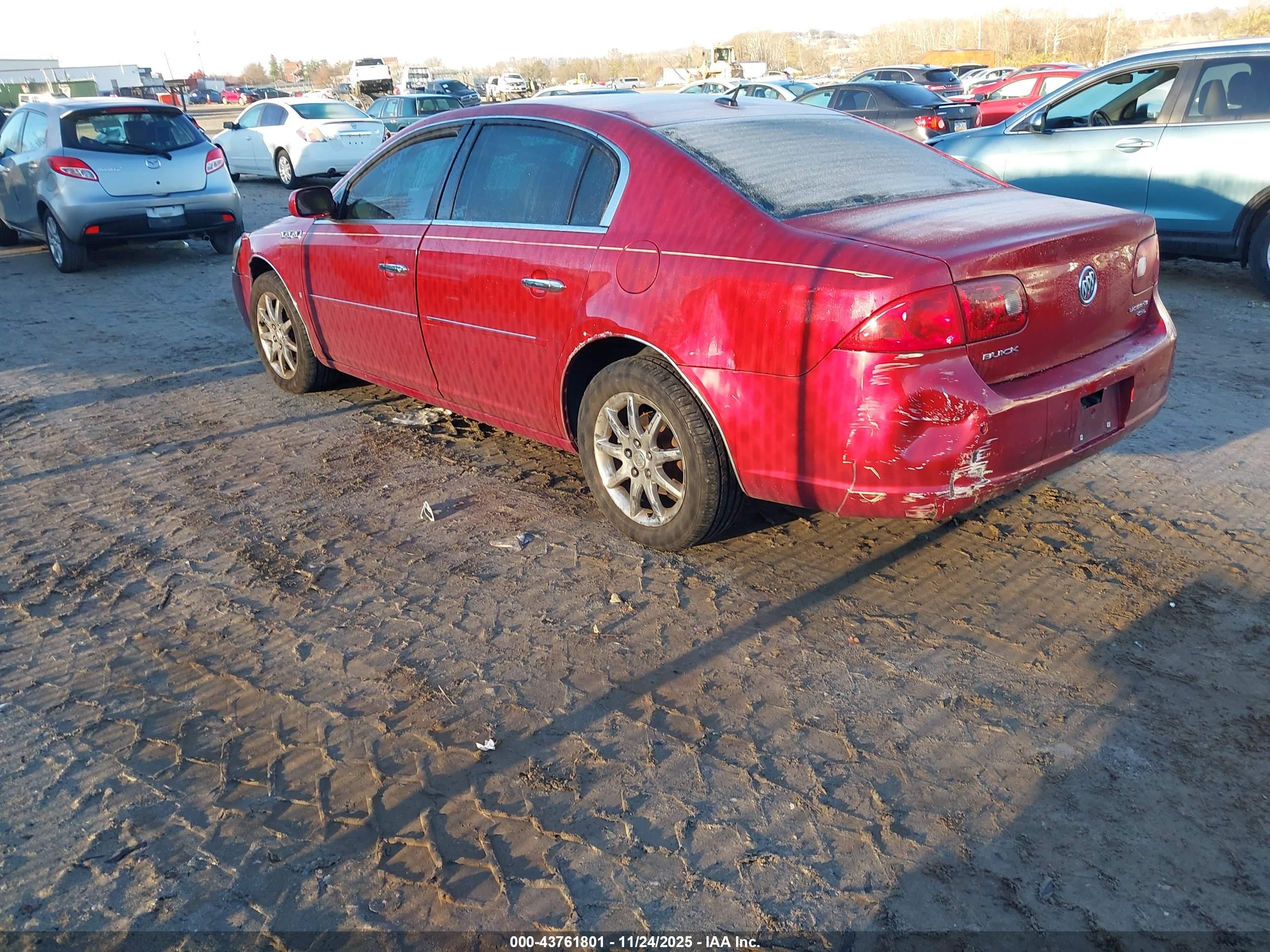 BUICK LUCERNE image 3