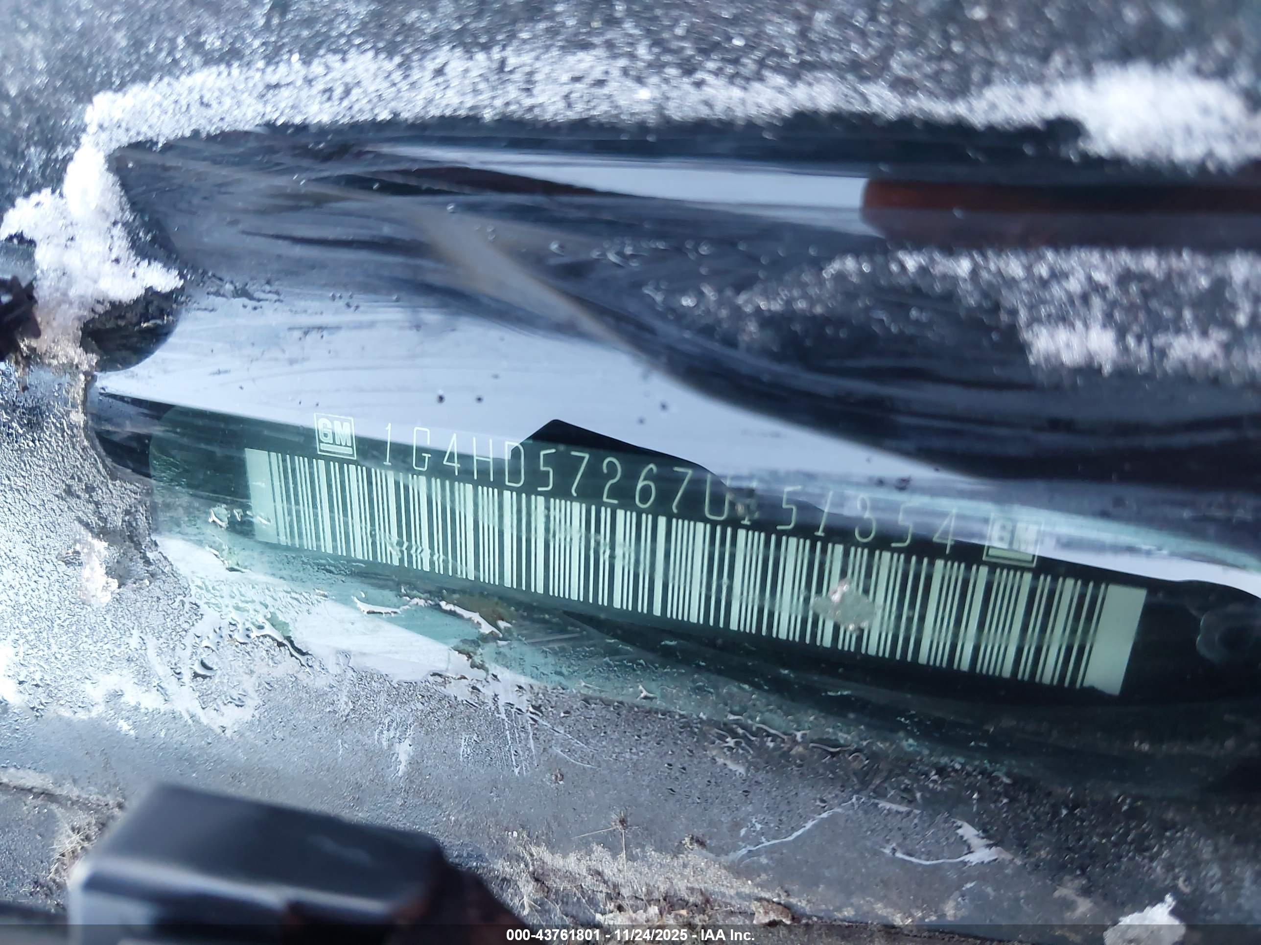 BUICK LUCERNE image 9