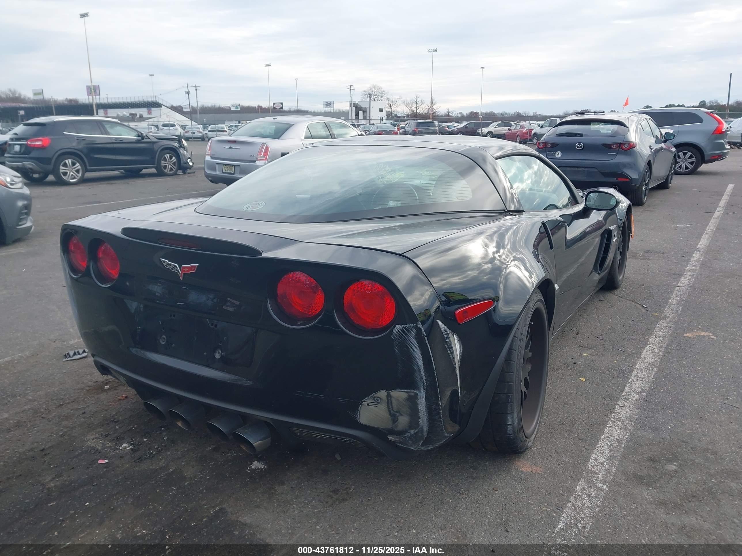 CHEVROLET CORVETTE image 4
