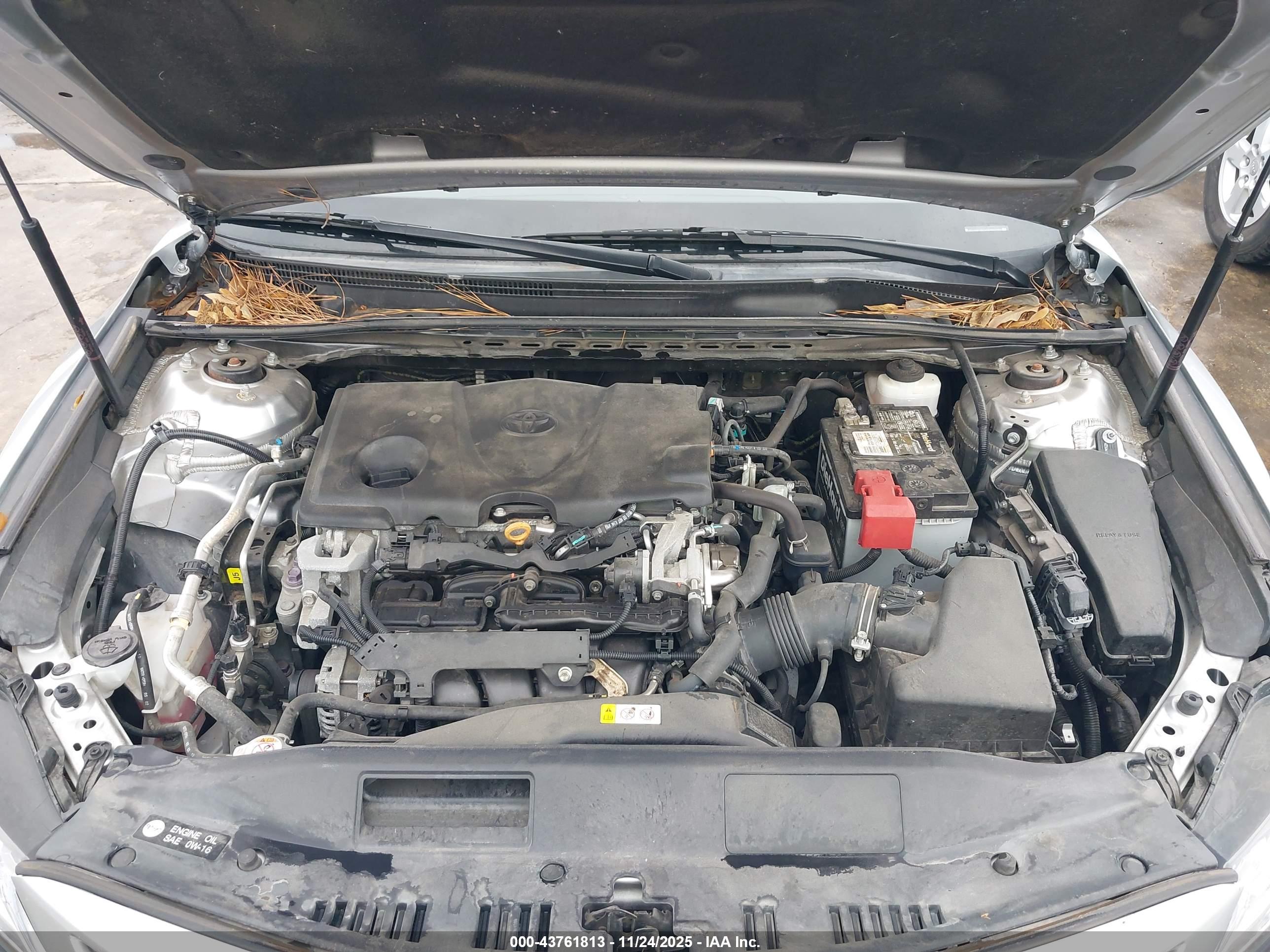 TOYOTA CAMRY image 10