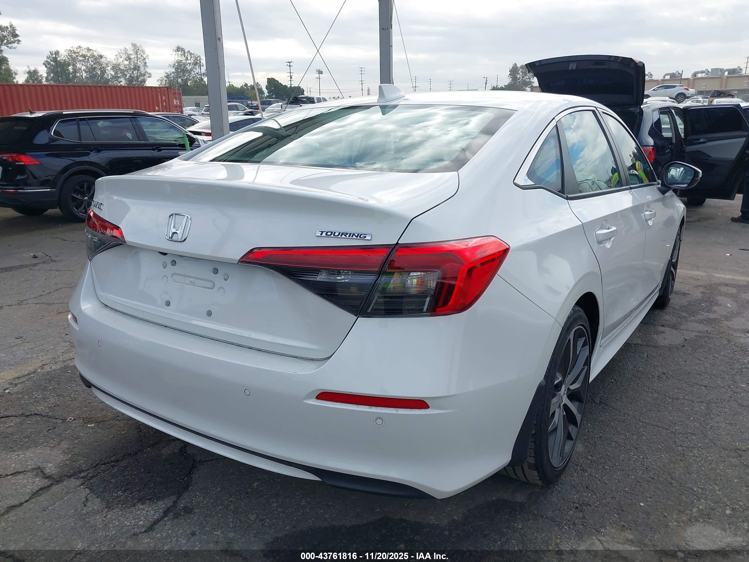 HONDA CIVIC image 4