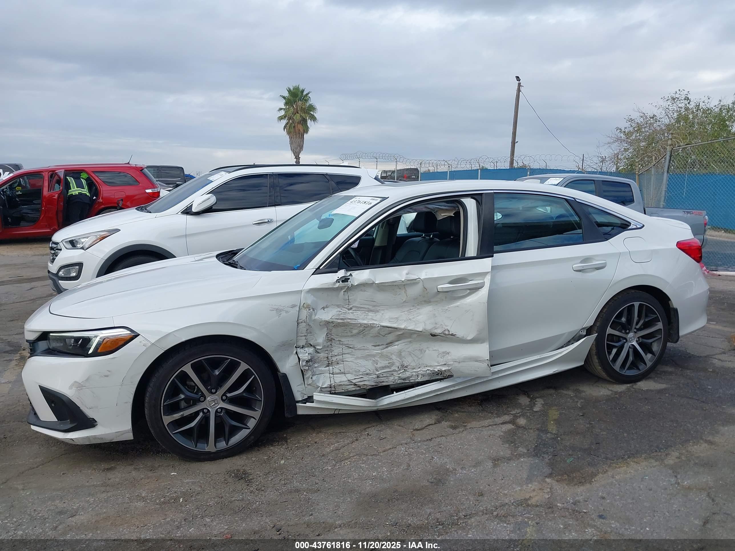 HONDA CIVIC image 6
