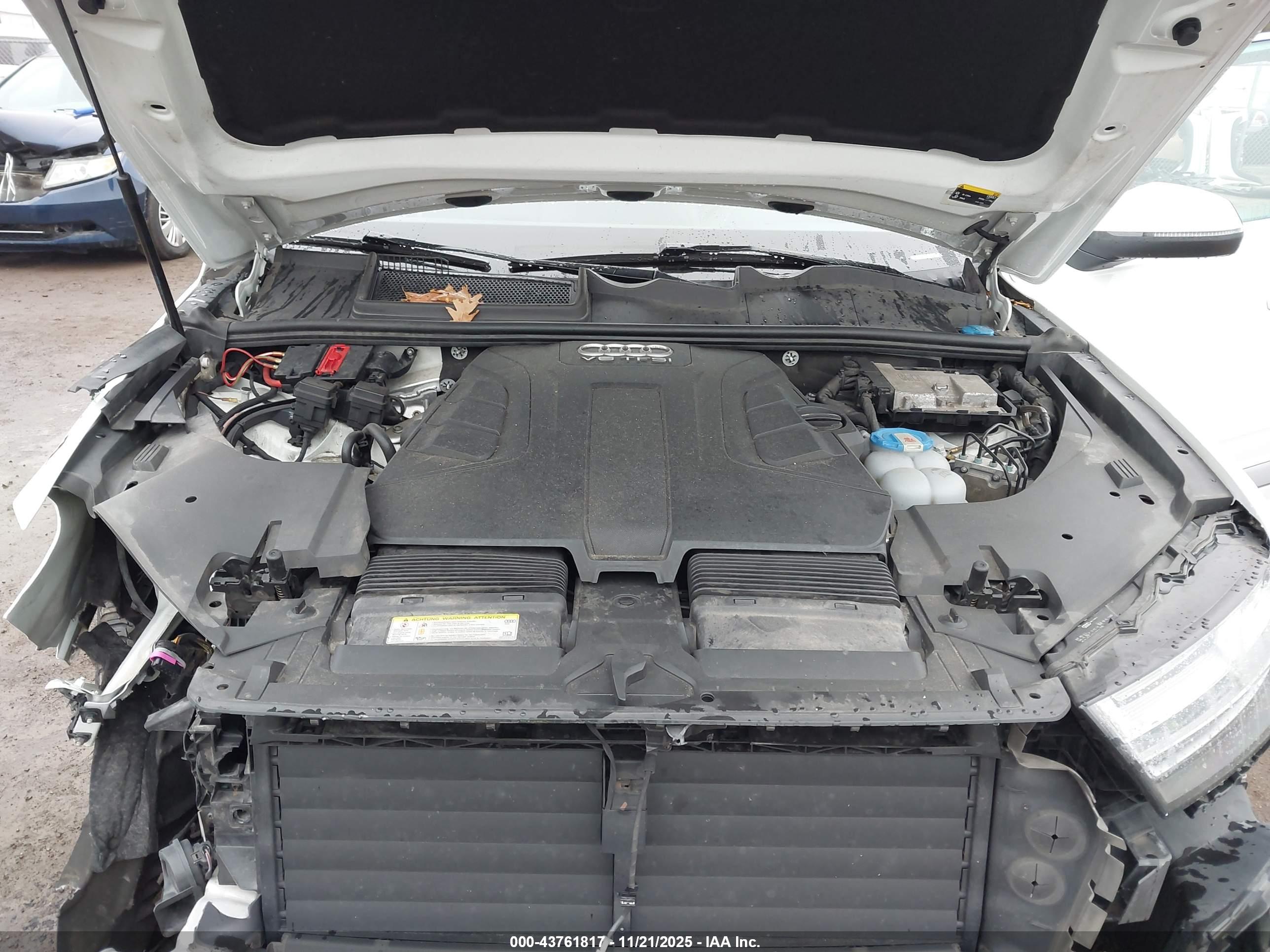 AUDI Q7 image 10