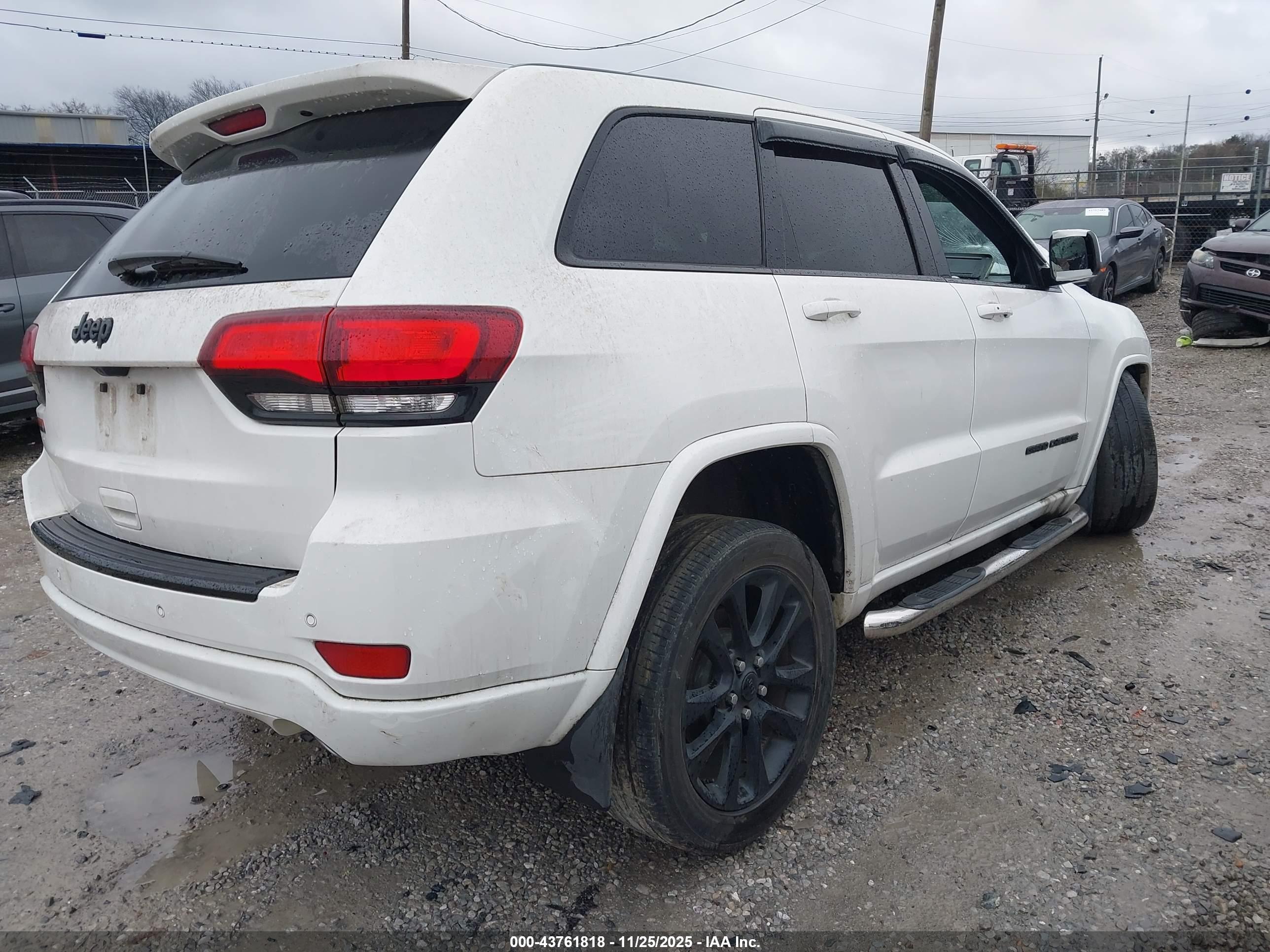 JEEP GRAND image 4