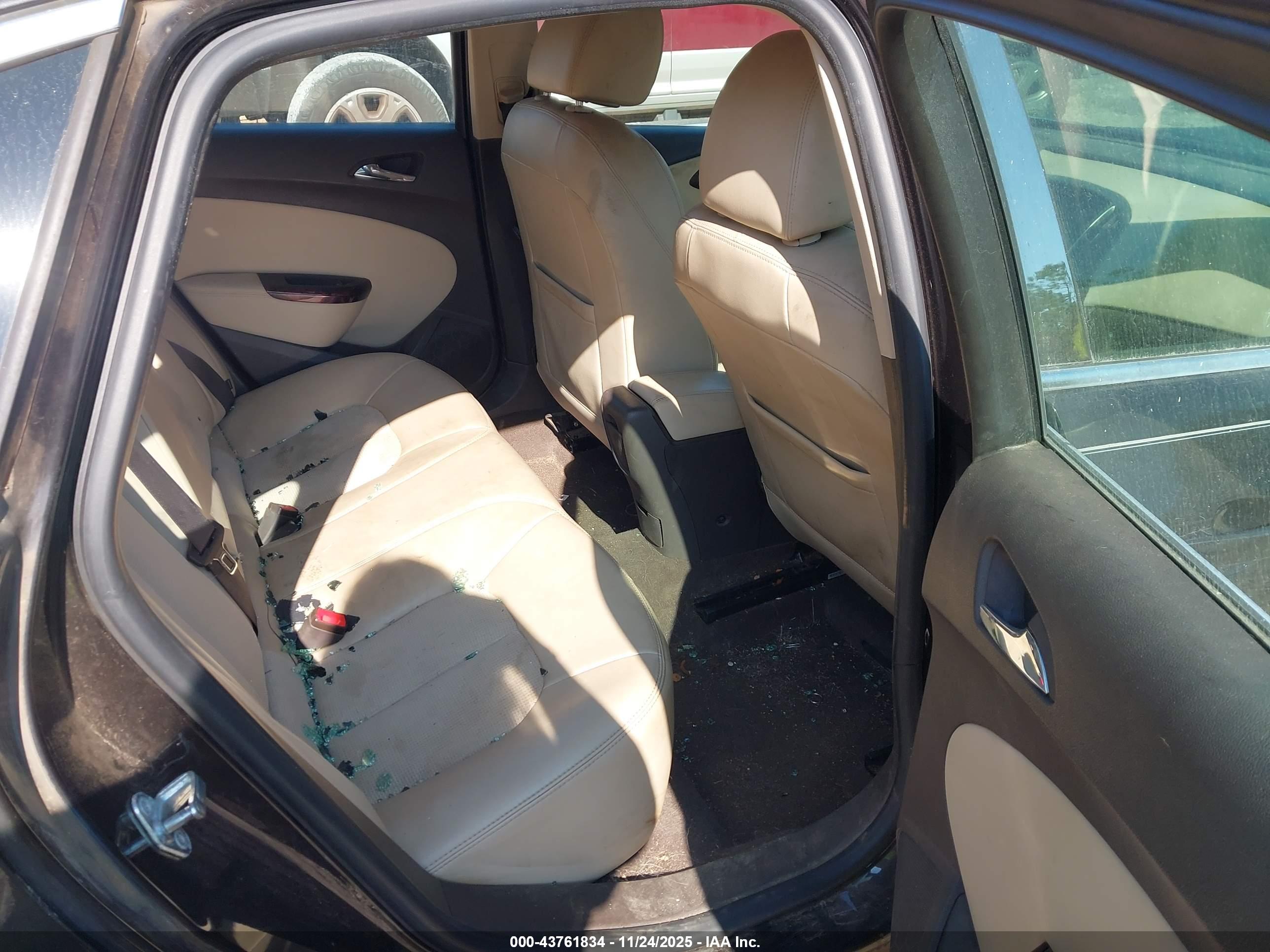 BUICK VERANO image 8