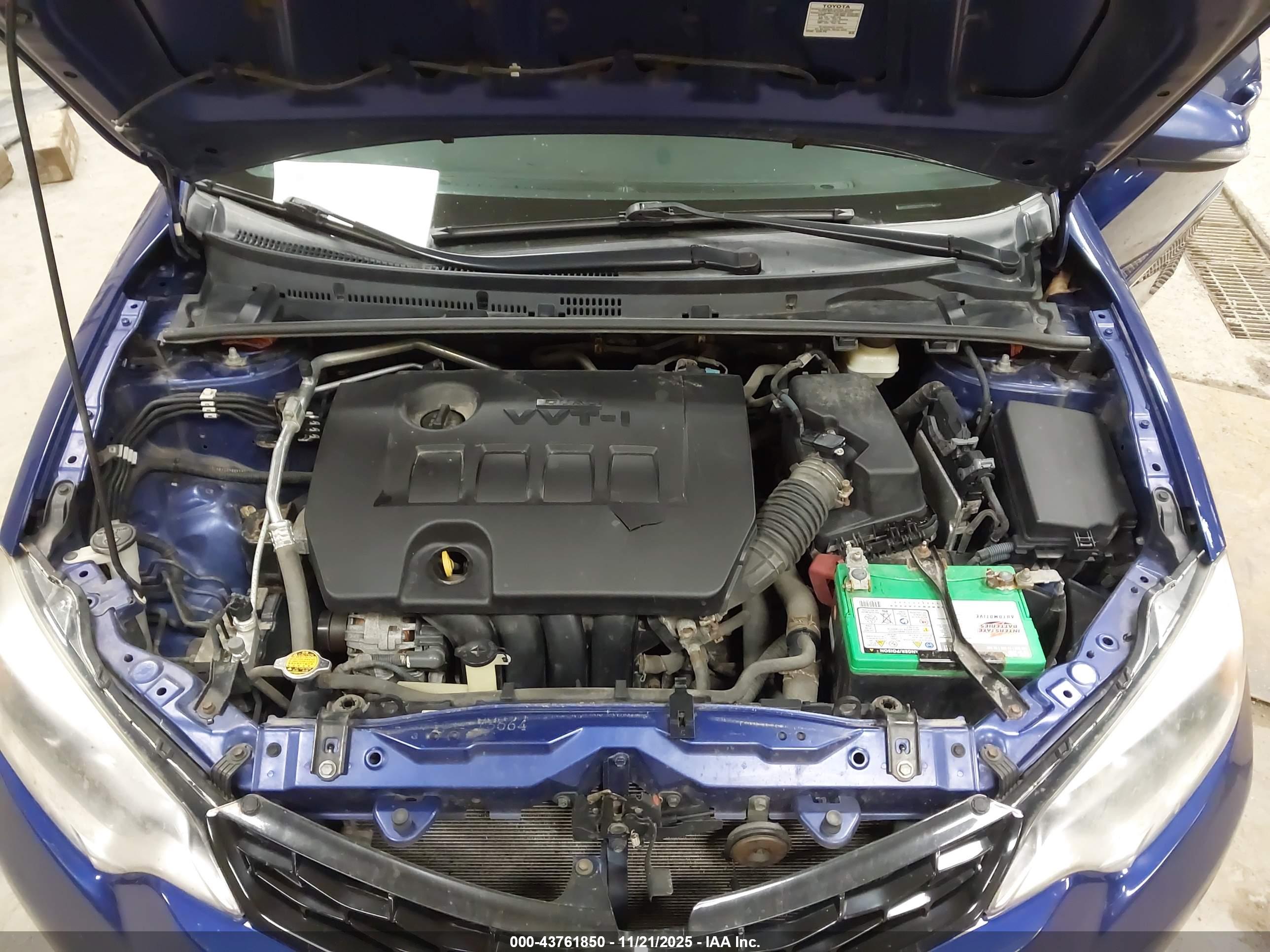 TOYOTA COROLLA image 10