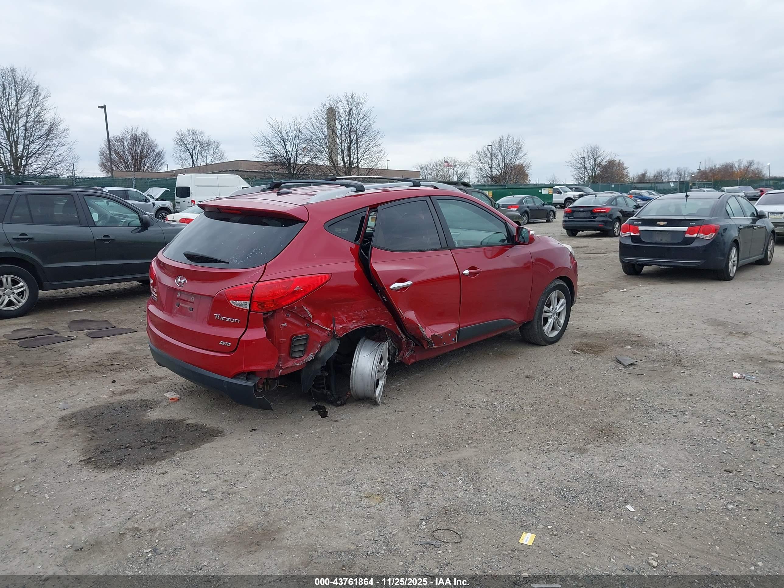 HYUNDAI TUCSON image 4