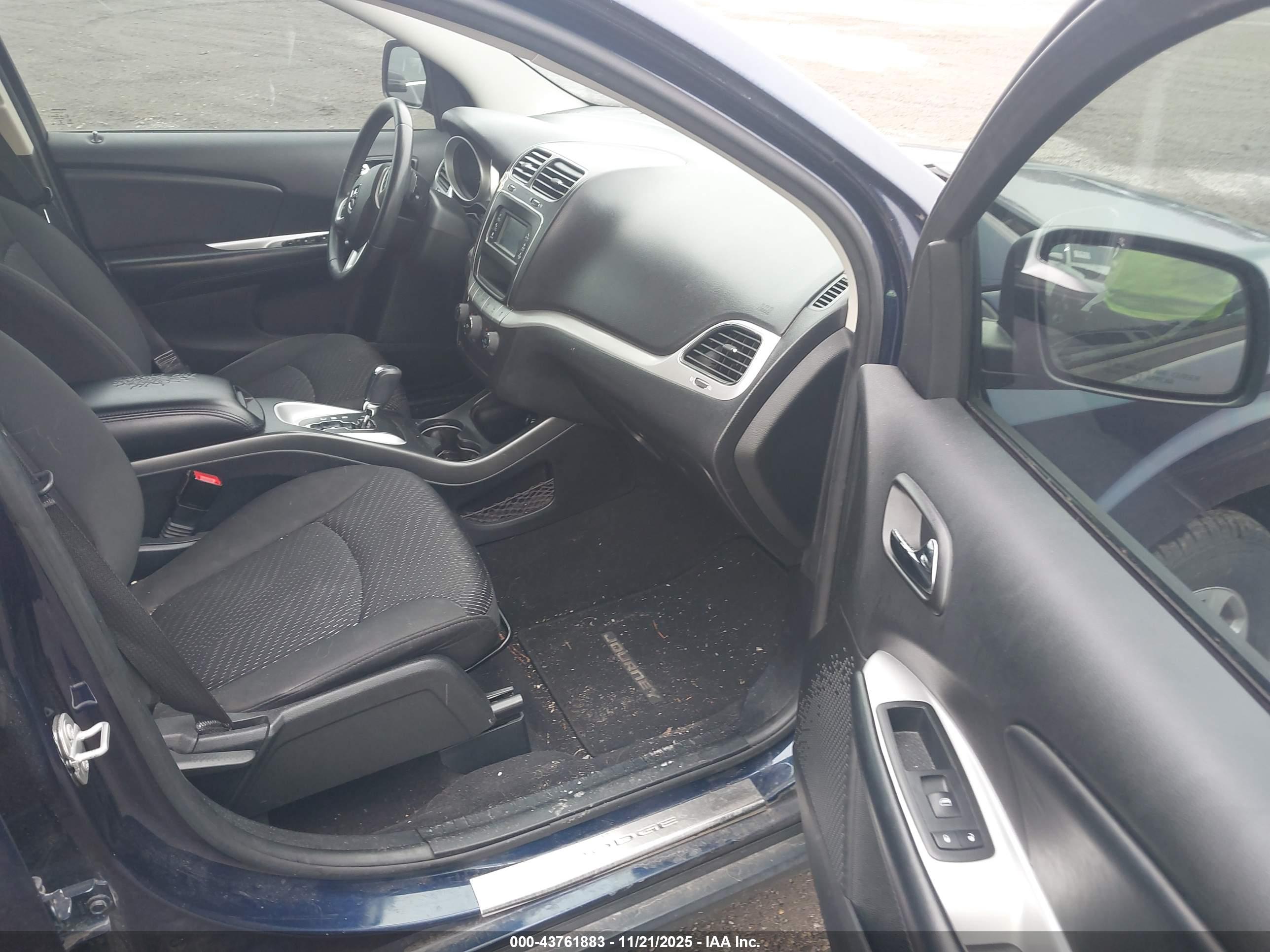 DODGE JOURNEY image 5