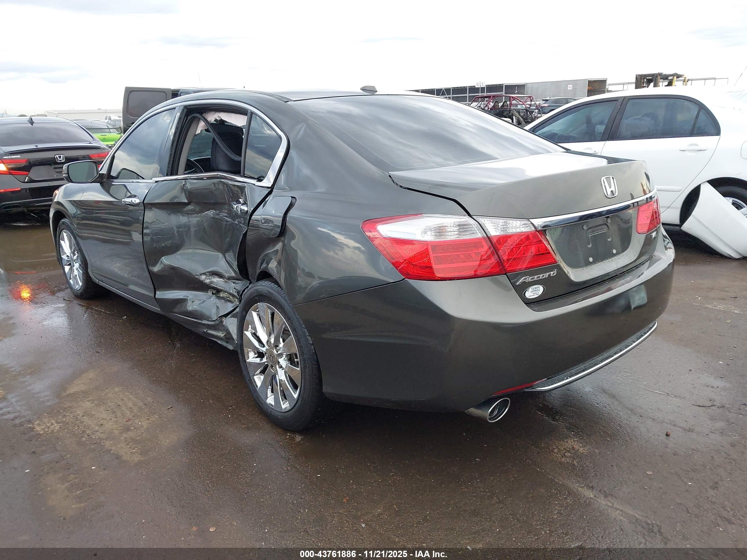 HONDA ACCORD image 3