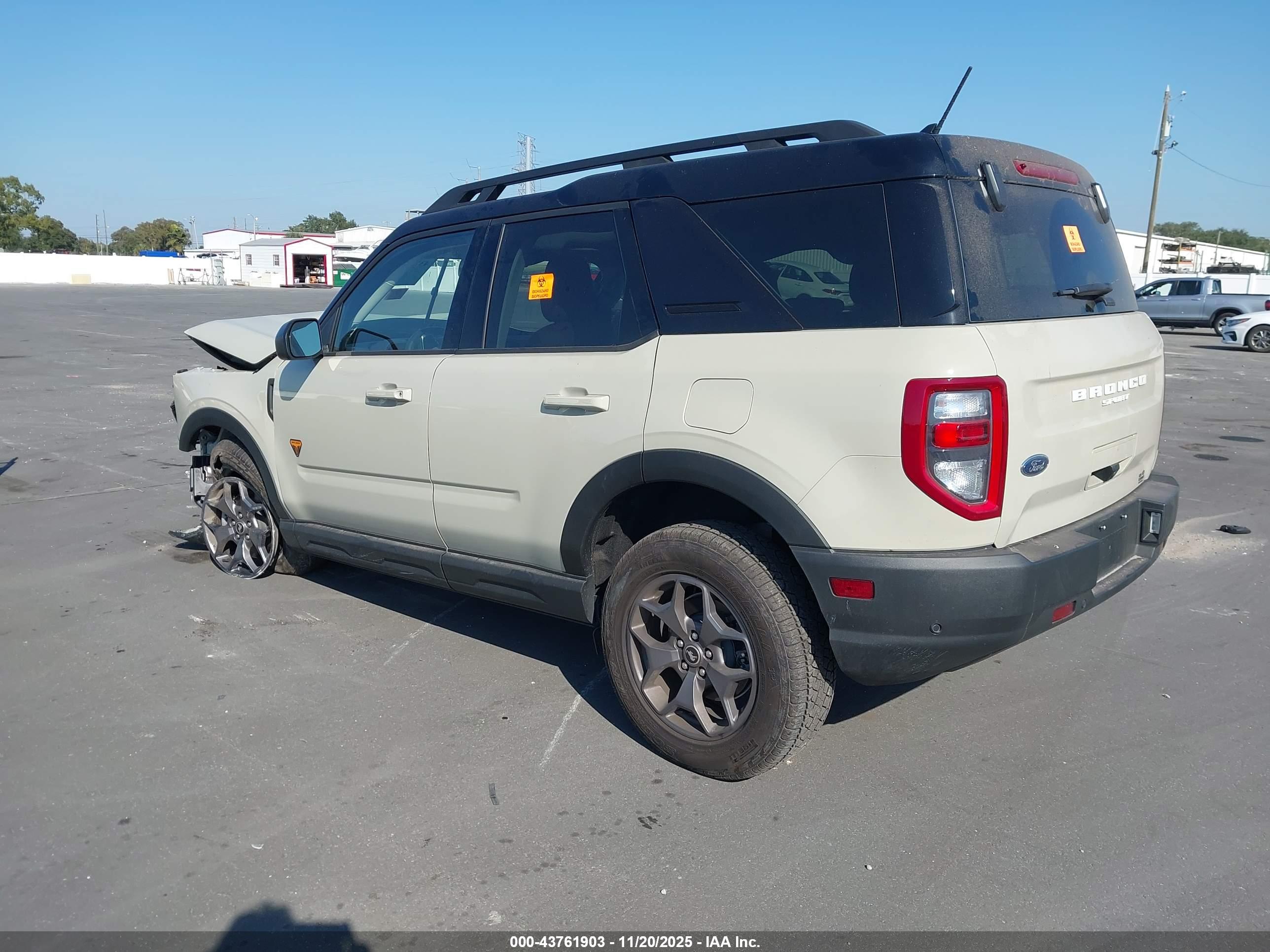 FORD BRONCO image 3