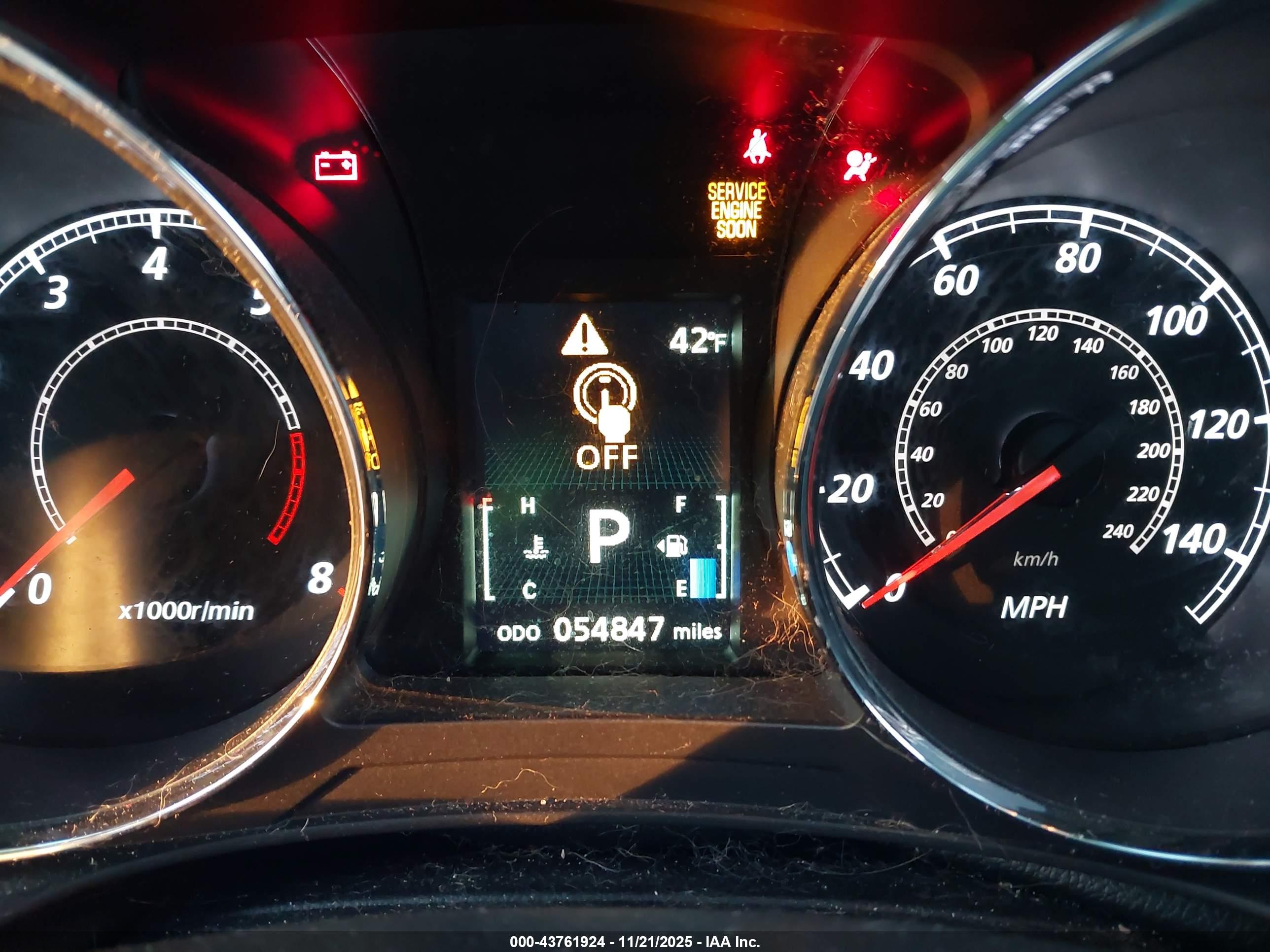MITSUBISHI OUTLANDER image 7
