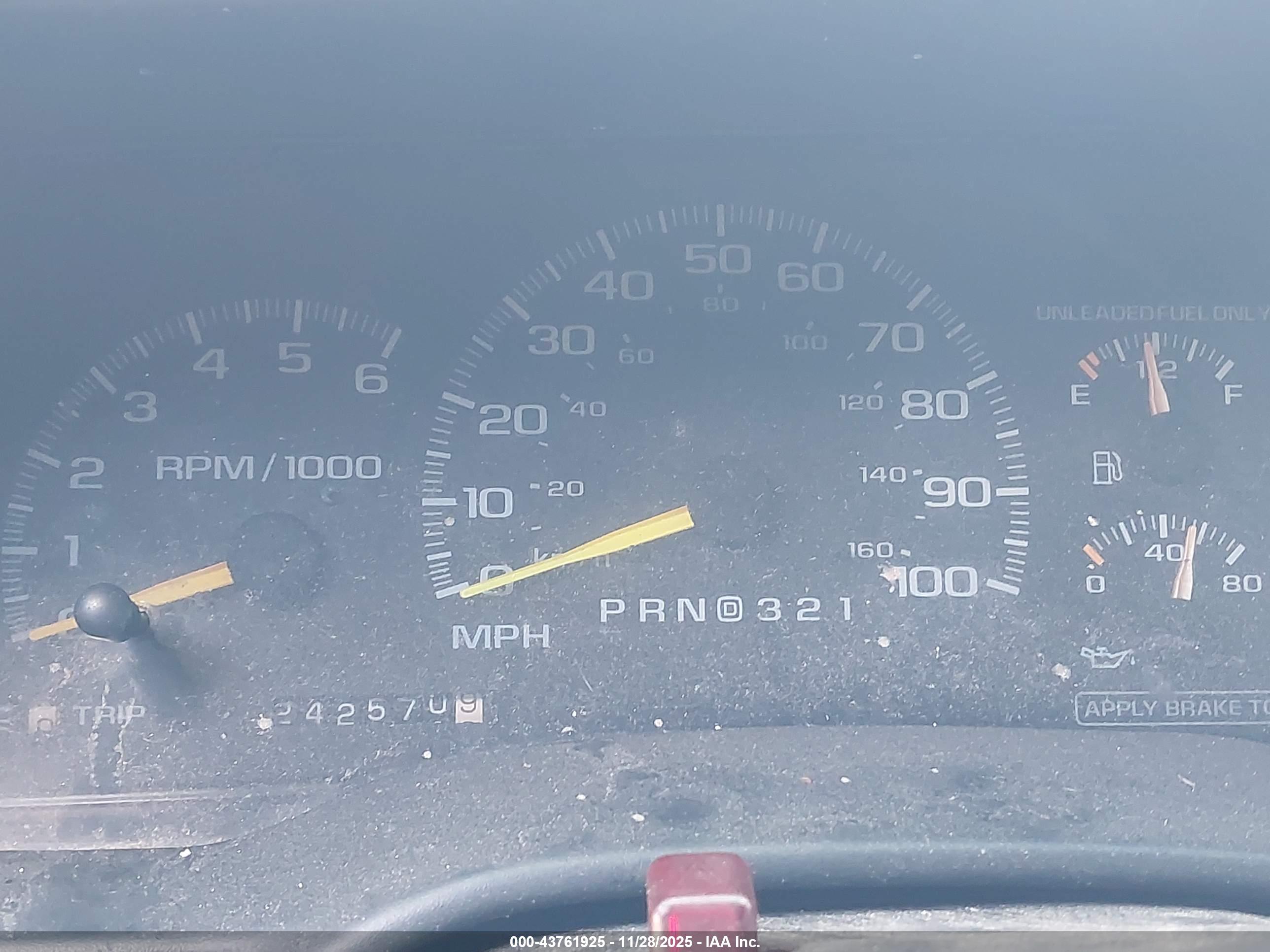 CHEVROLET TAHOE image 7