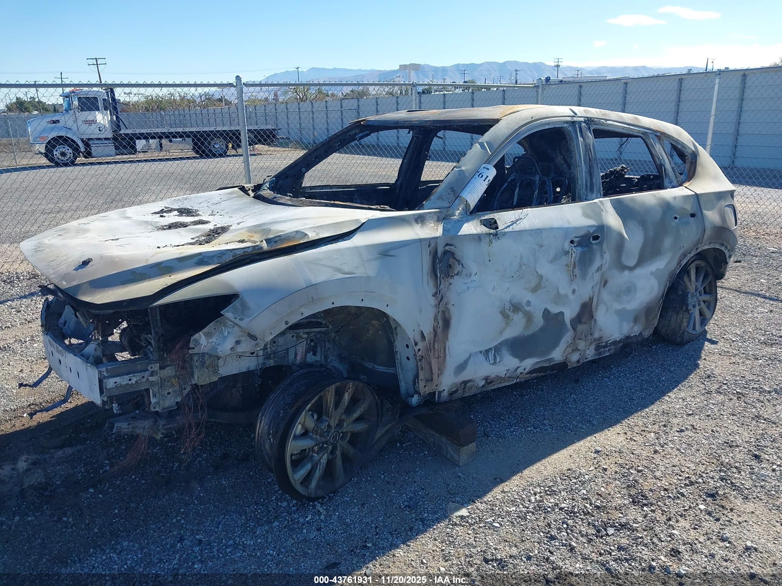 MAZDA CX-5 image 2