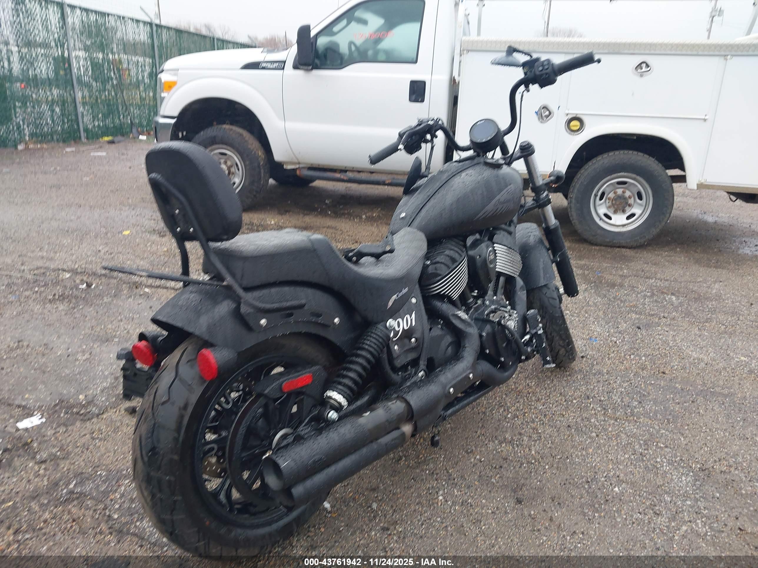 INDIAN MOTORCYCLE image 4